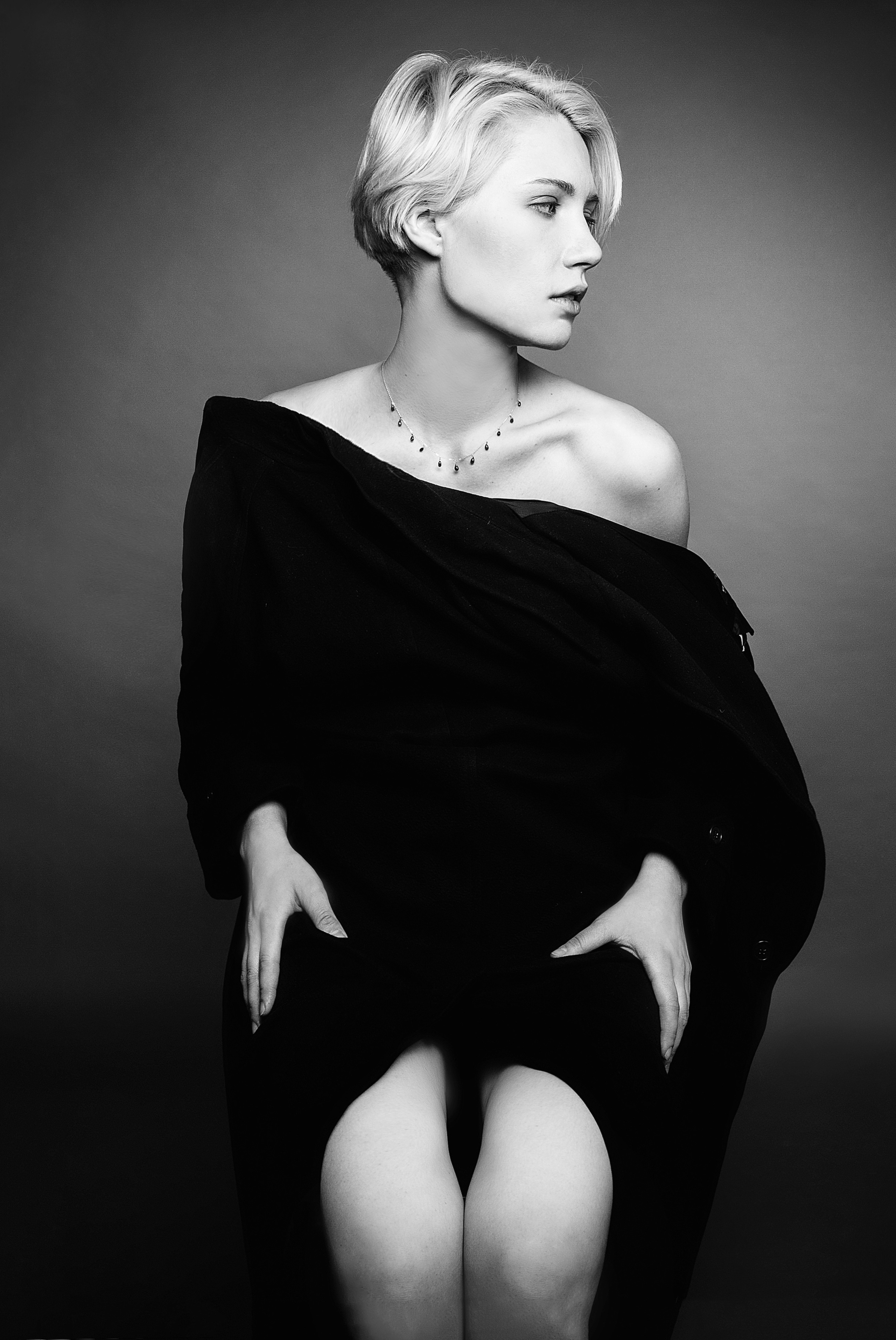 Portrait & Art. Commerce & art photographer