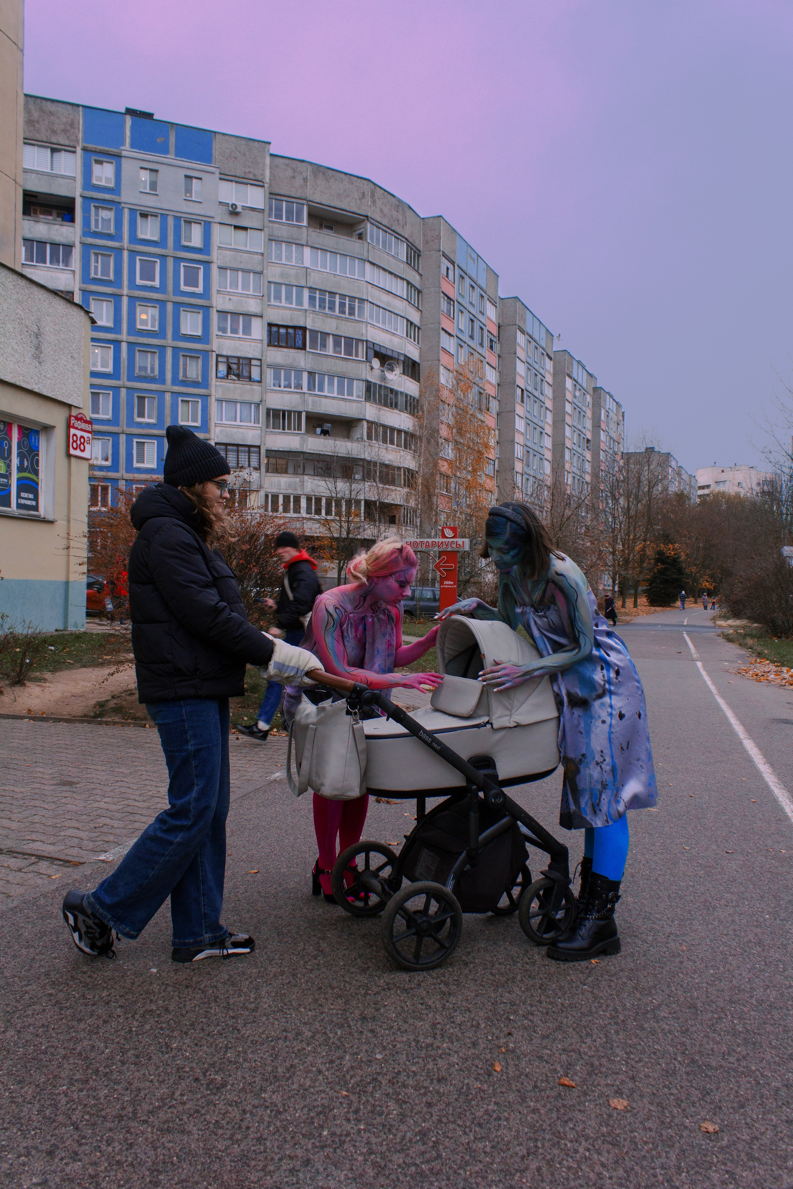 Не место красит человека