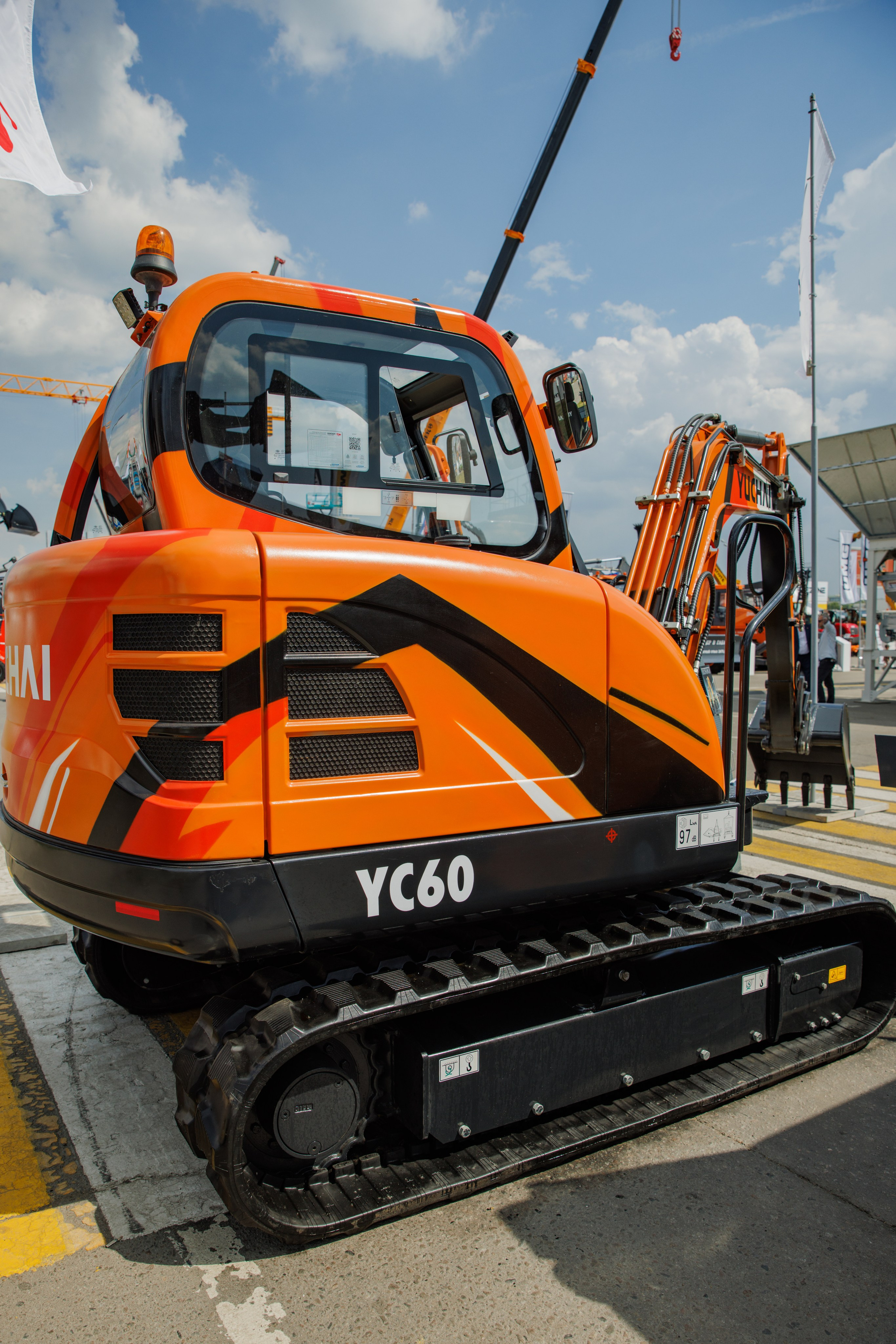 Выставка Спец. Техники. Фотограф Москва Шептаев Артём