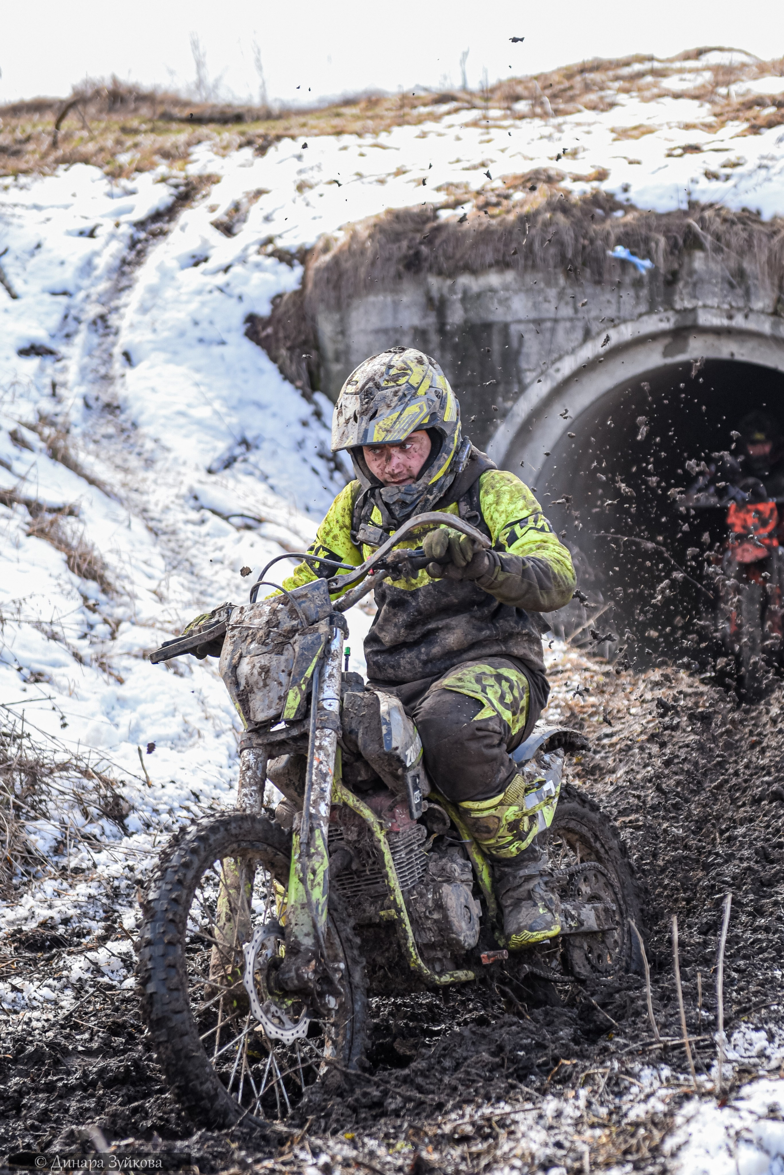 На Местности. 1 этап. Мотофотограф в Нижнем Новгороде Динара Зуйкова