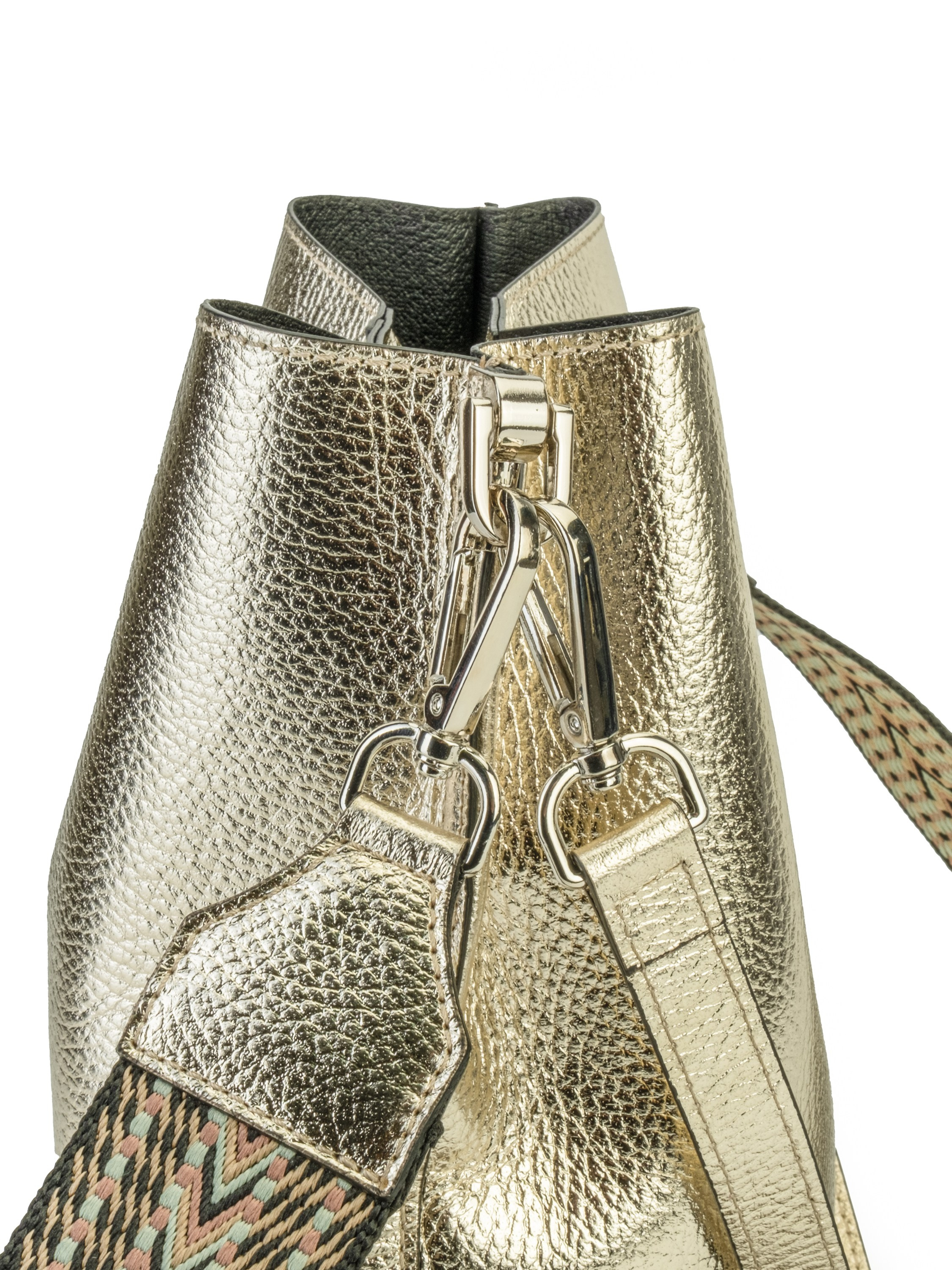 Предметная съёмка для маркетплейсов | Сумки. Предметный фотограф в Симферополе Антон Катунин