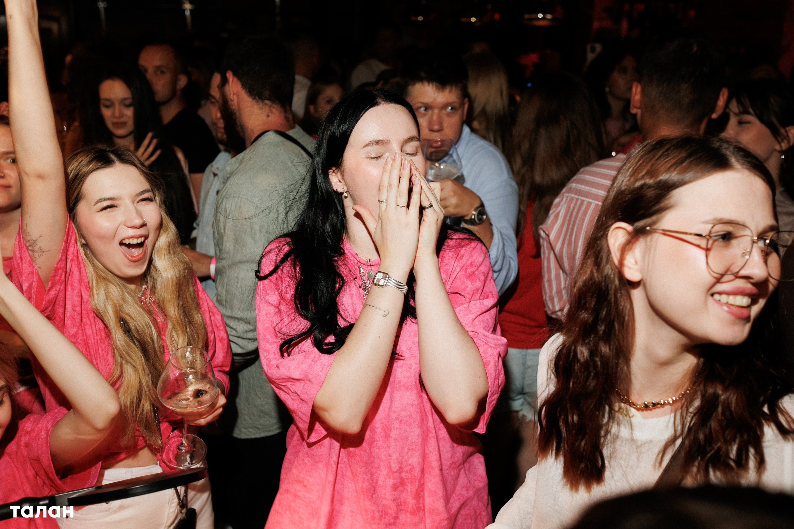 ВИНОТЕКА [бар+магаз] — BIRTHDAY PARTY. СВОИ. ФОТООТЧЕТЫ-СОБЫТИЯ-МЕСТА