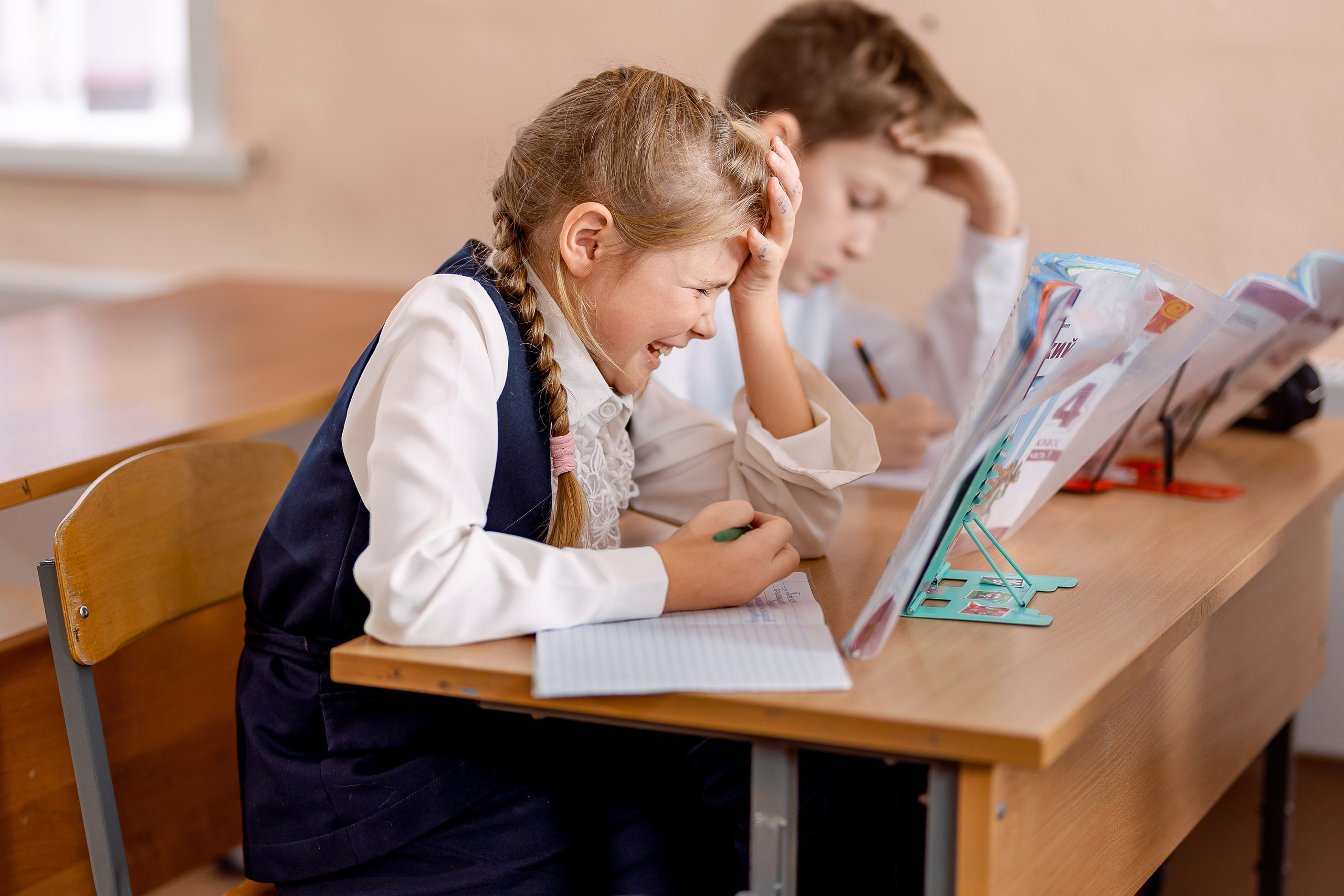 Репортаж на уроках. Семейный и детский фотограф Комина Елена, Власиха, Одинцово