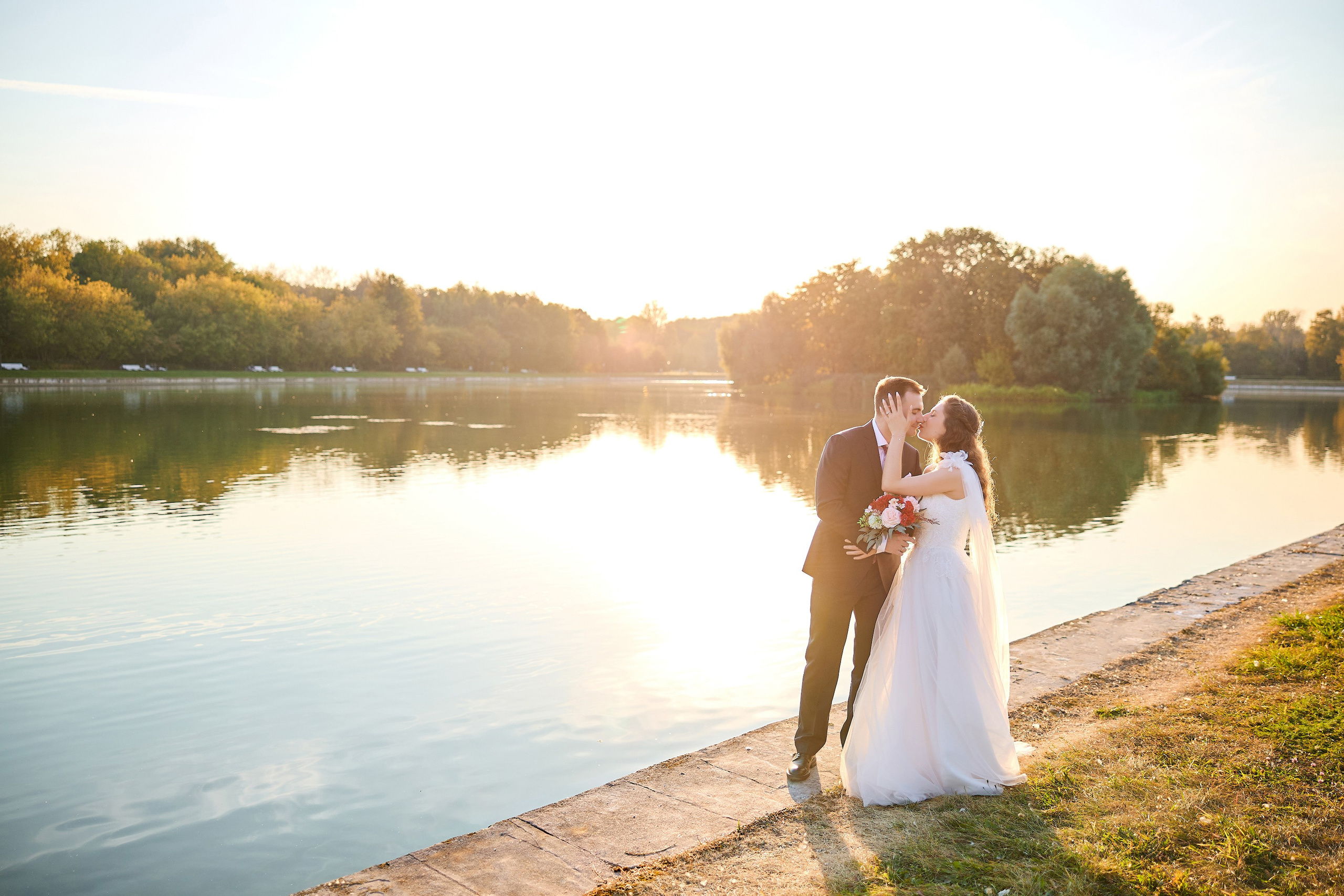 Свадебная фотосессия в Кусково. Свадебный фотограф Сергей Колбинский