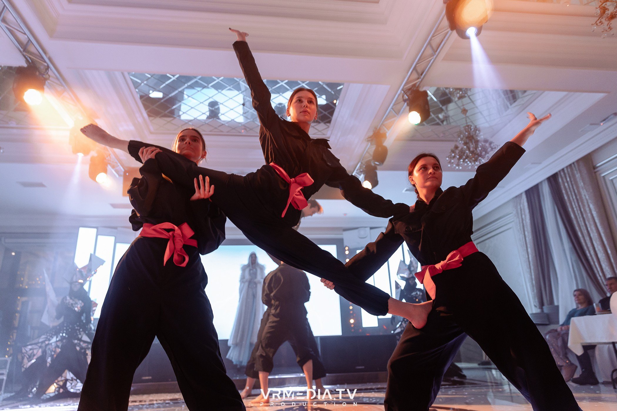 Новогодний вечер в ресторане «Лазурный Берег»