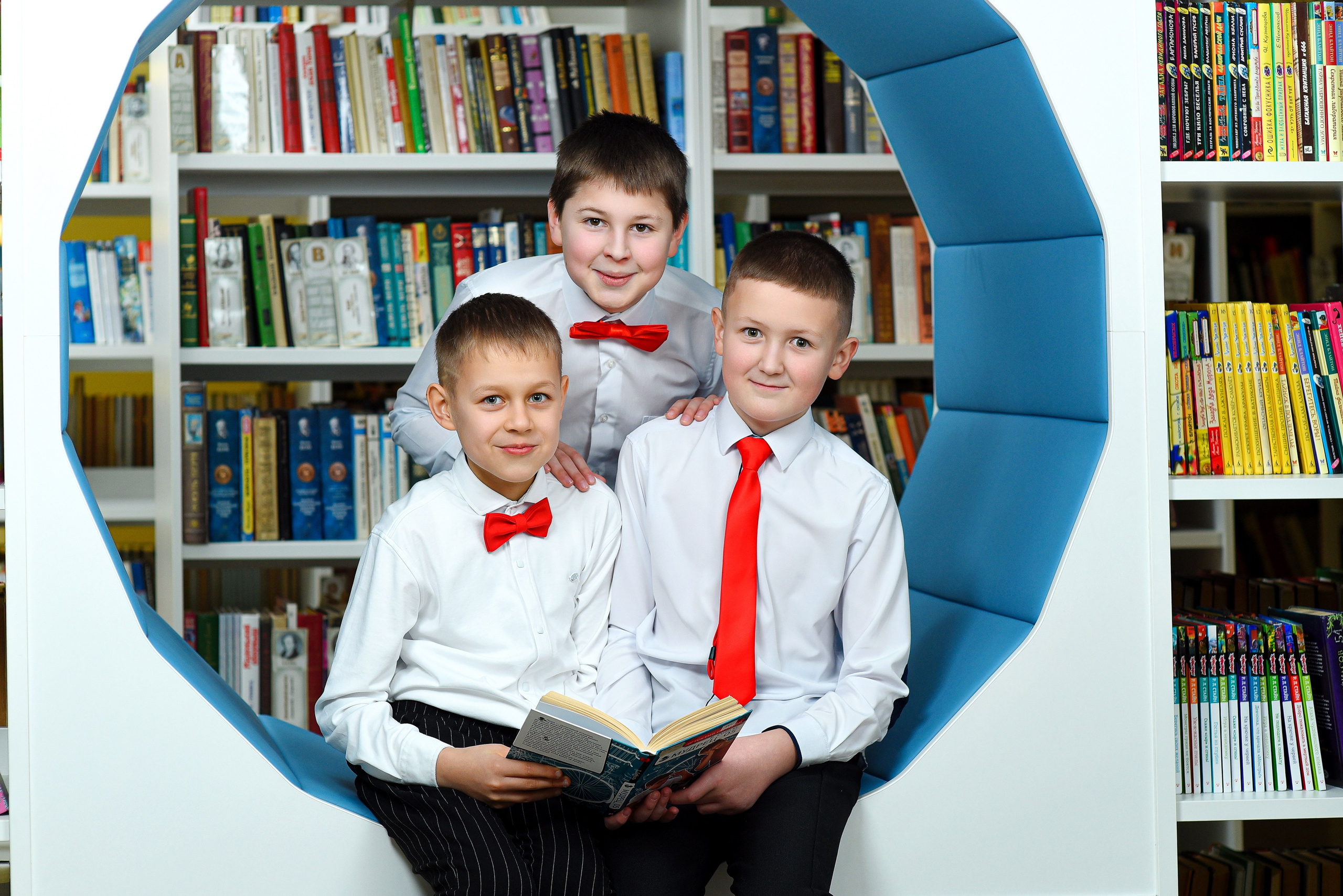 Начальная школа. Римма Гусакова. Выпускные фотокниги. Детские и семейные фотосессии