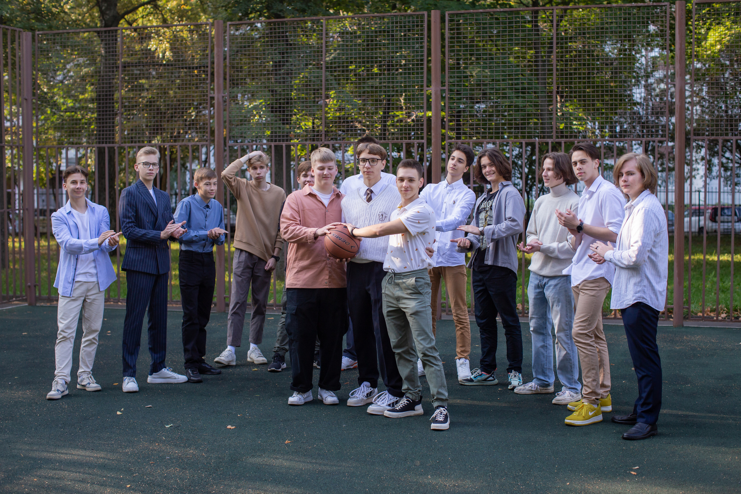 11 класс / Гимназия № 1558 имени Росалии де Кастро / г. Москва. Детский и семейный фотограф Мария Киселёва. Москва