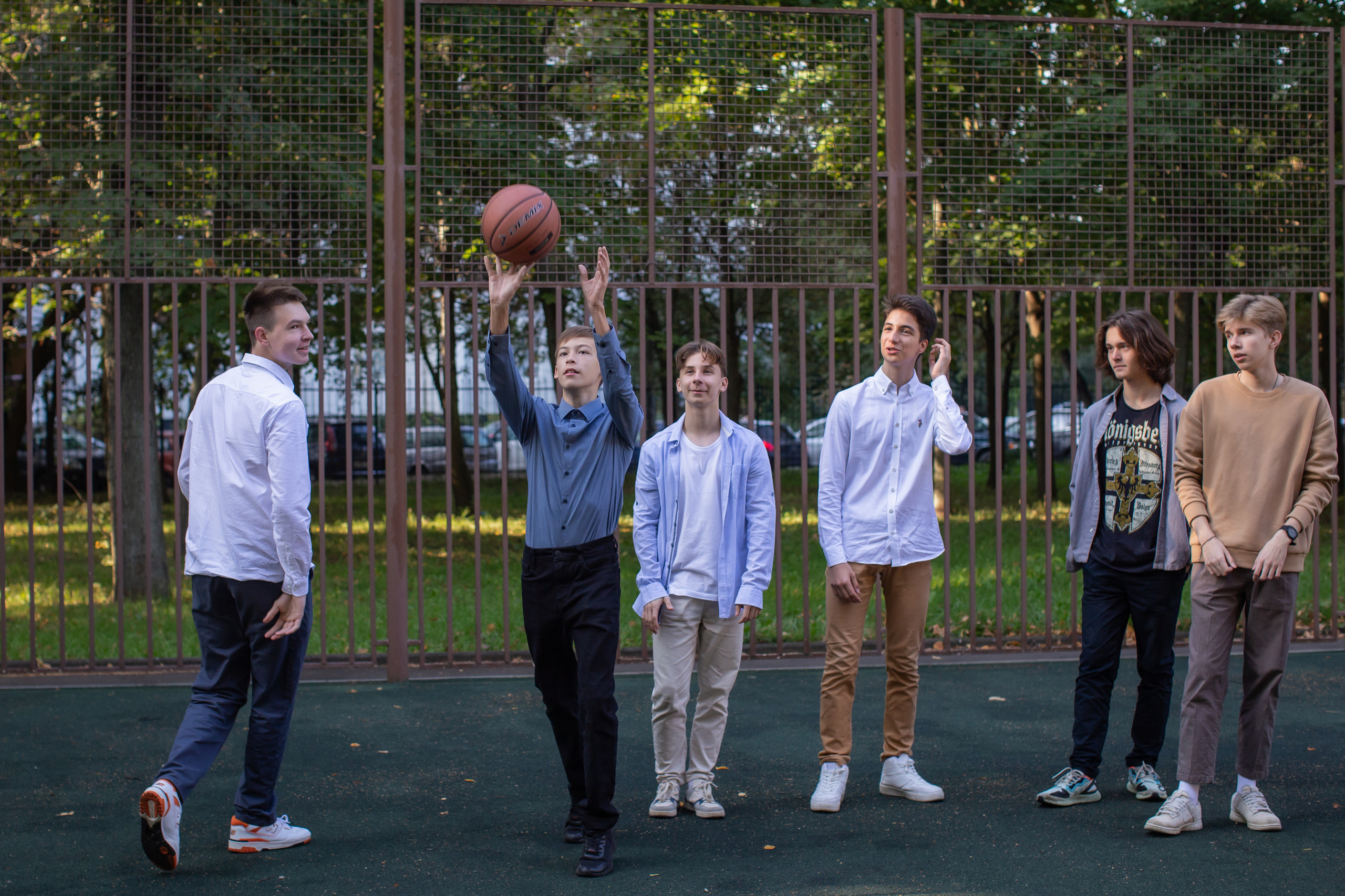 11 класс / Гимназия № 1558 имени Росалии де Кастро / г. Москва. Детский и семейный фотограф Мария Киселёва. Москва