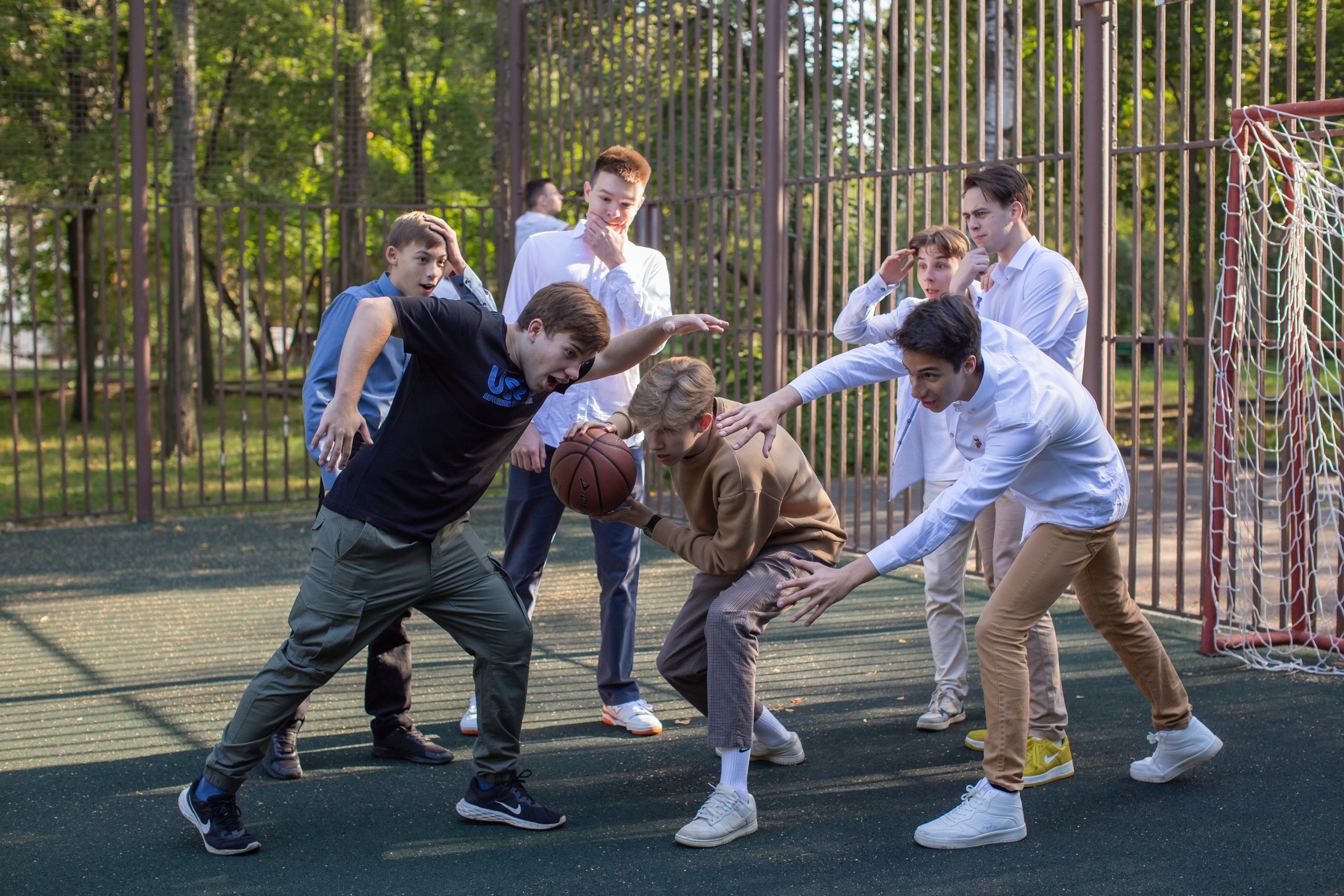 11 класс / Гимназия № 1558 имени Росалии де Кастро / г. Москва. Детский и семейный фотограф Мария Киселёва. Москва