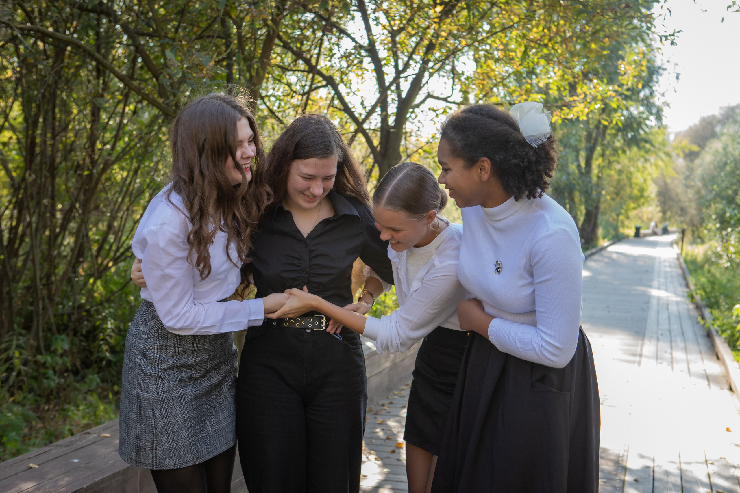 11 класс / Гимназия № 1558 имени Росалии де Кастро / г. Москва. Детский и семейный фотограф Мария Киселёва. Москва