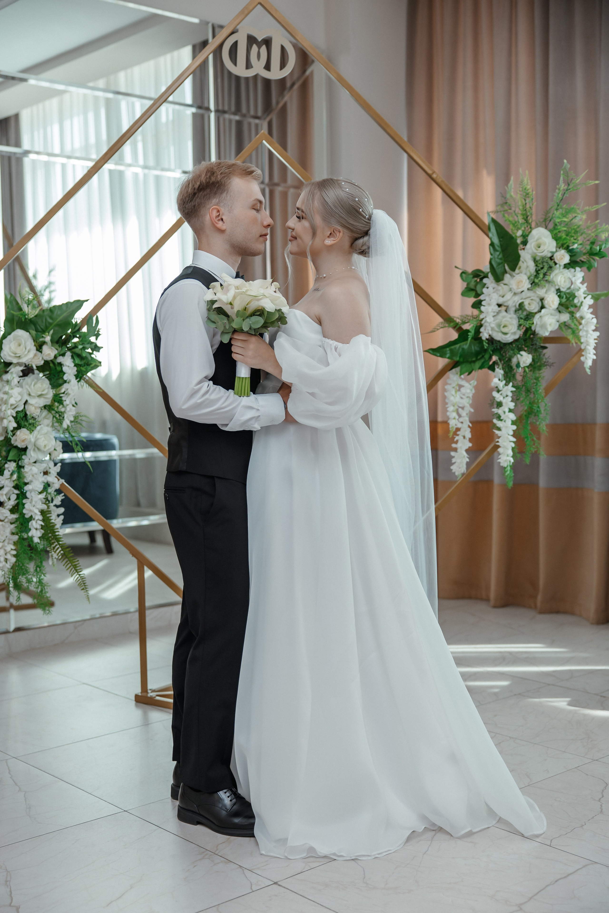 ЗАГС 4, Архангельское. Фотограф, видеограф на свадьбу в Москве Никита Назаров