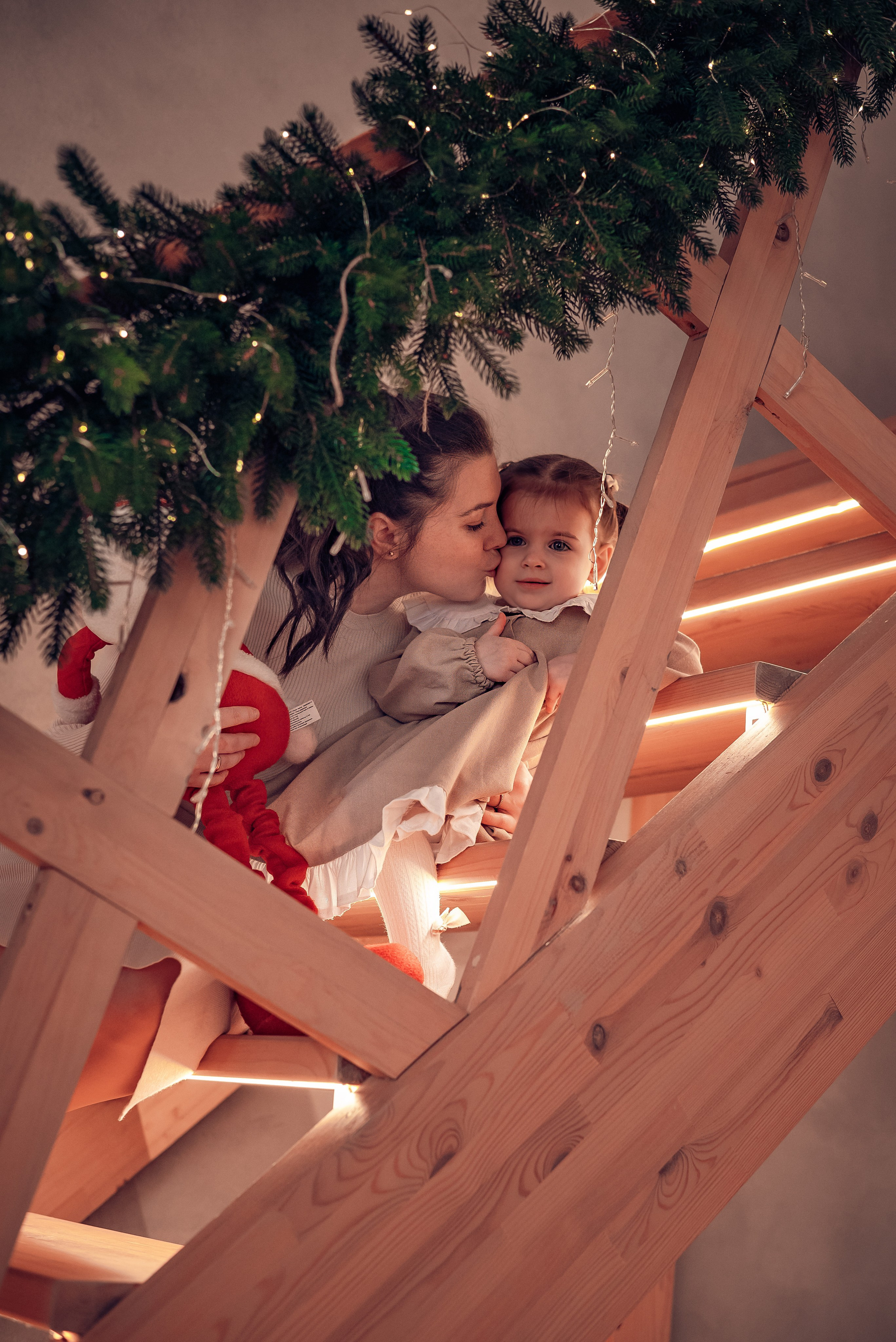 Виктория, Александр, Ванюша и Ариша. Фотографы крещения/венчания  Красноярск Татьяна и Вячеслав Переваловы