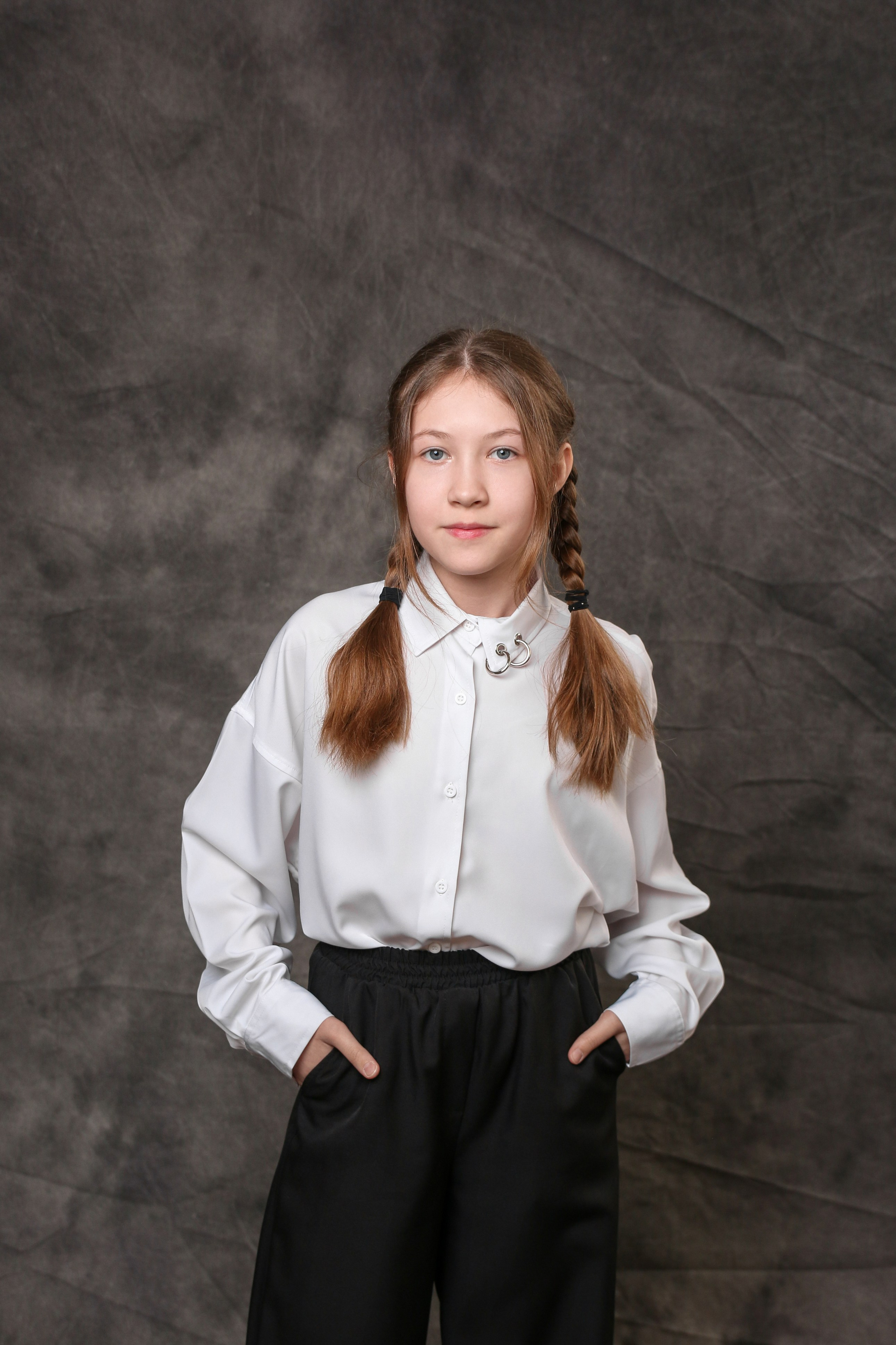 Выпускной фотоальбом "Портрет". Выпускные альбомы в Тюмени для школ, садов, вузов спортивных секций