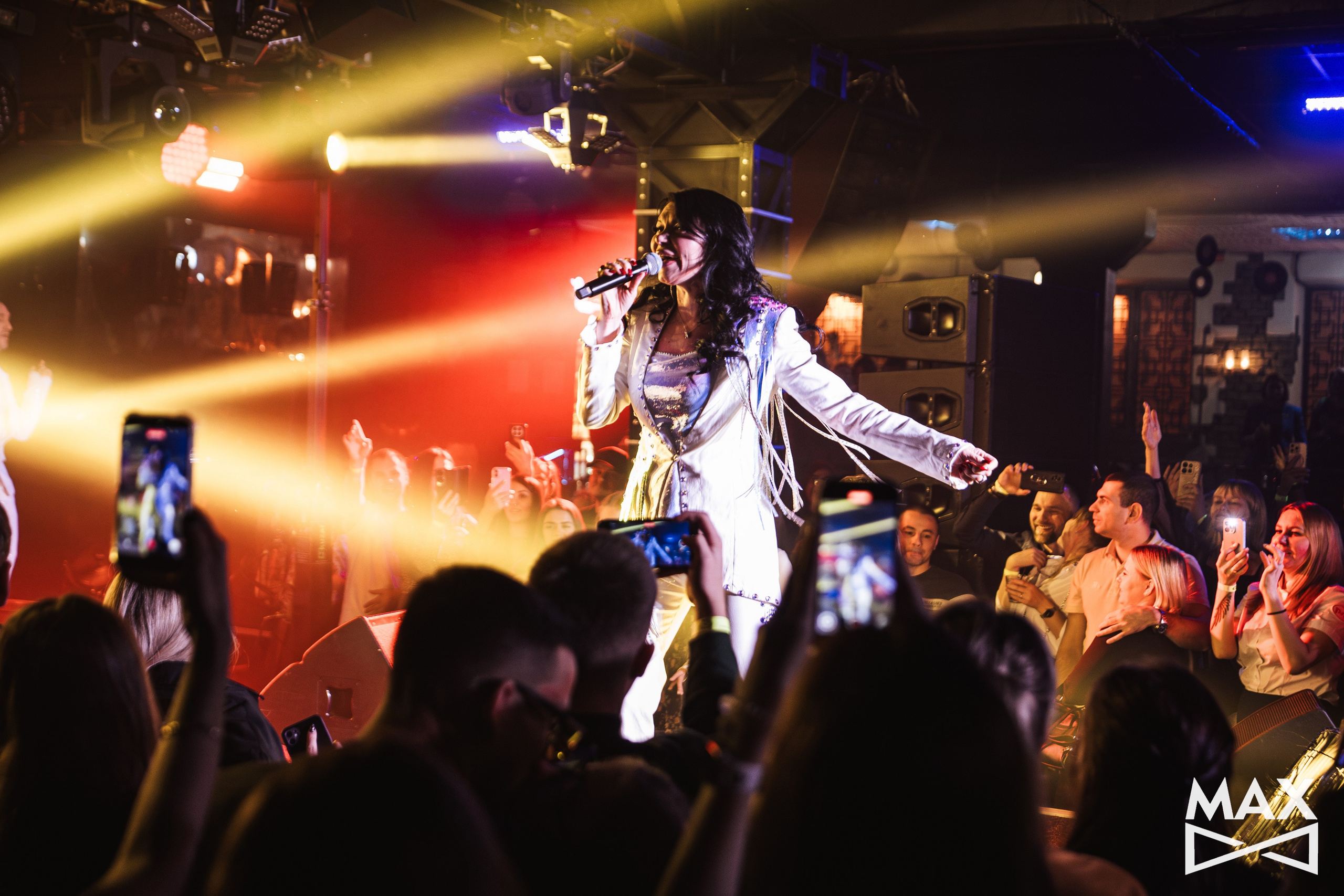 NIGHT CLUB «MAX». Фотограф Великий Новгород Артем Чернецкий