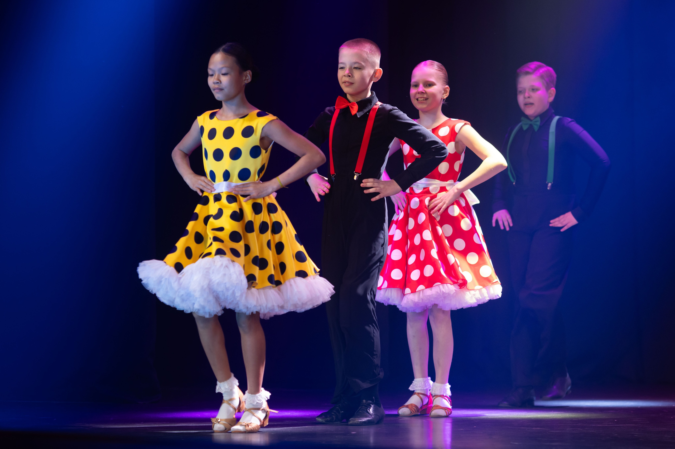 Дк Воровского отчетный концерт. Семейный и детский фотограф Анна Петракова