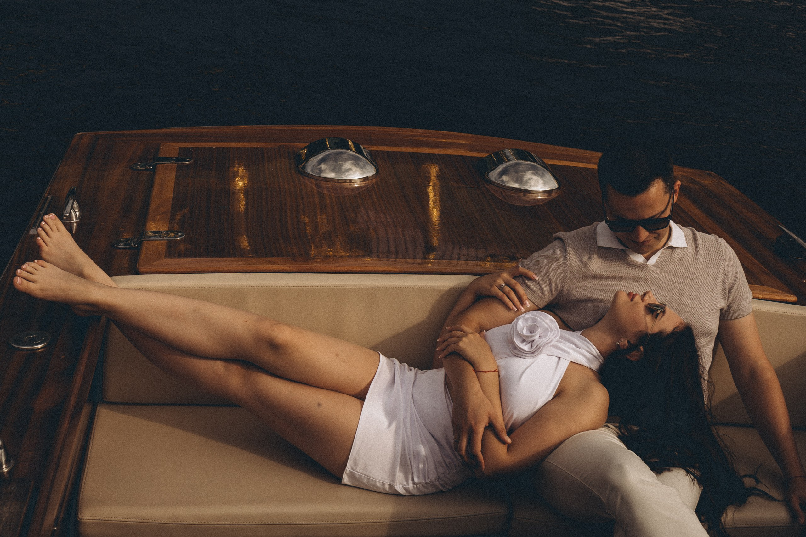 СВАДЕНБНАЯ СЬЕМКА НА КАТЕРЕ ПО КАНАЛАМ САНКТ-ПЕТЕРБУРГА И В АКВАТОРИИ НЕВЫ. Профессиональный фотограф, Санкт-Петербург — Виктория Богомолова