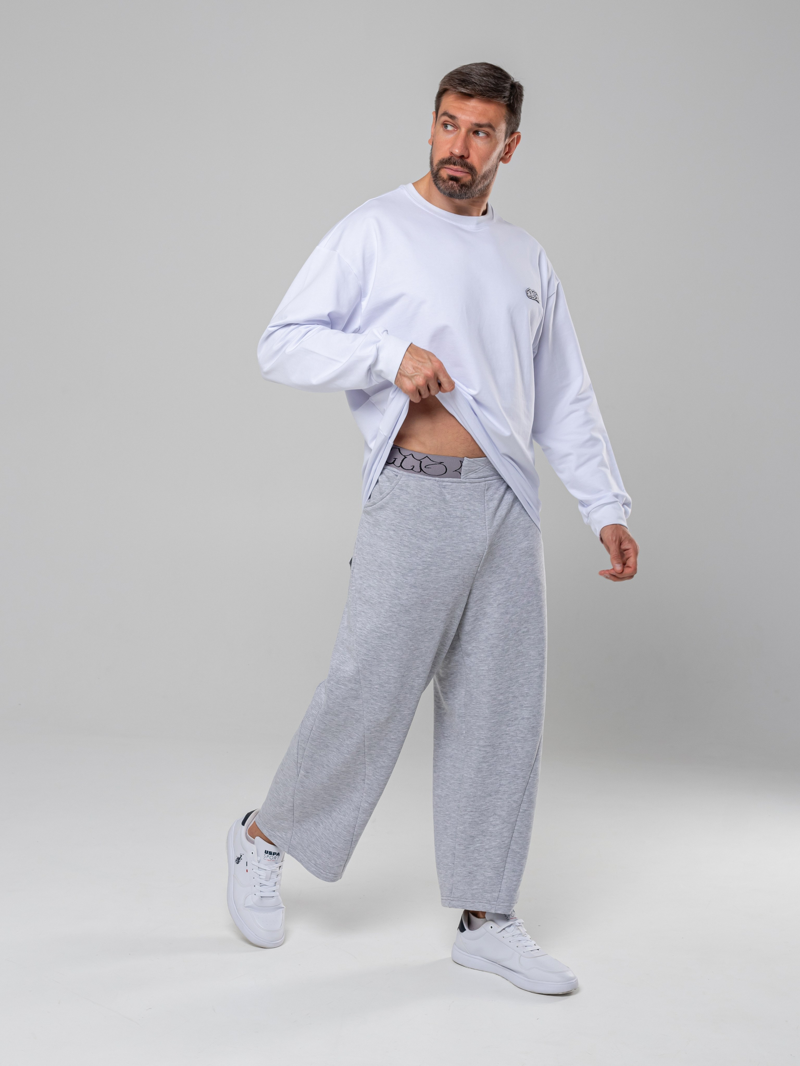 Худи и штаны. Фотограф в Краснодаре Арина Кудряшова