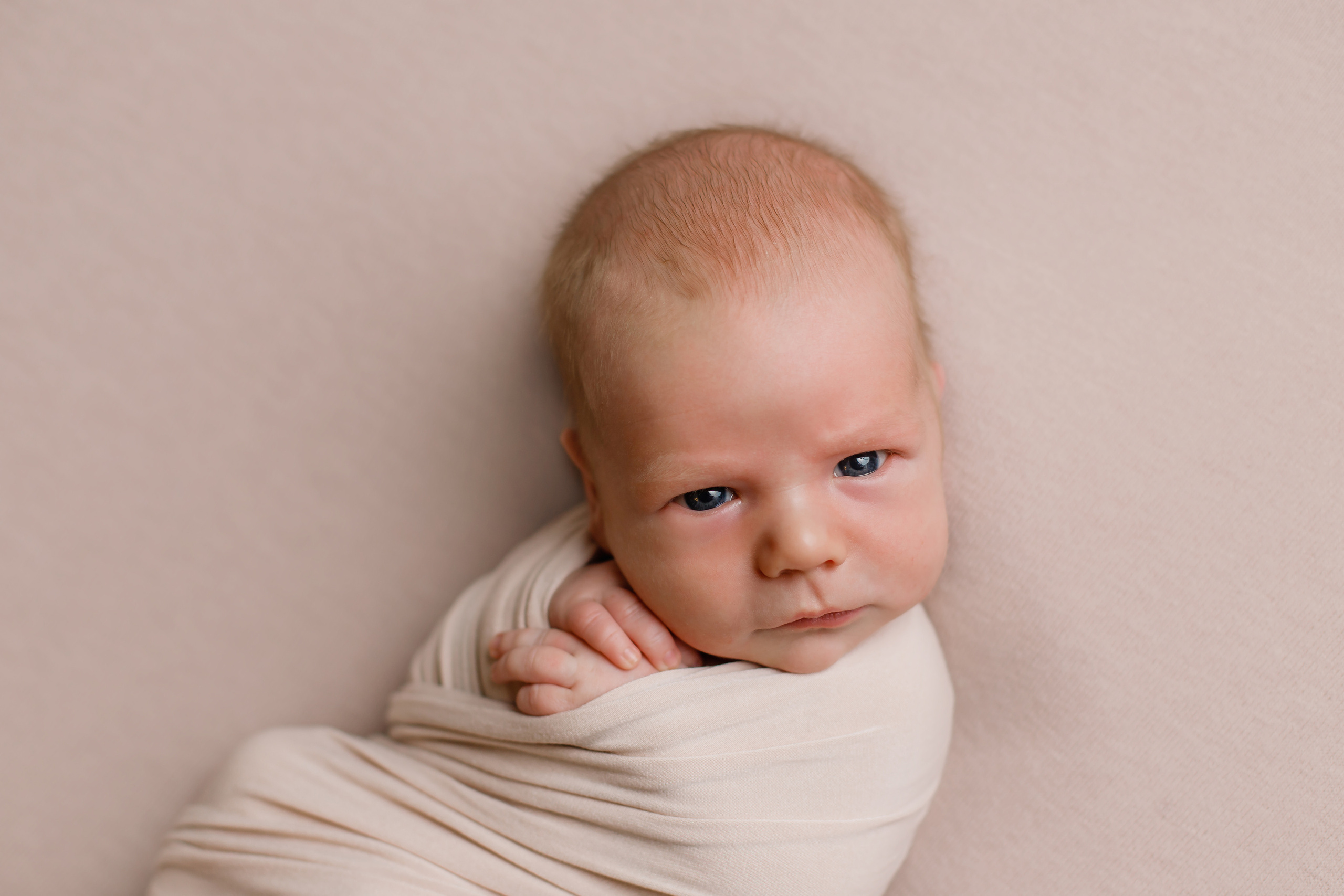 Фотограф новорожденных в Санкт-Петербурге Юлия Резепина