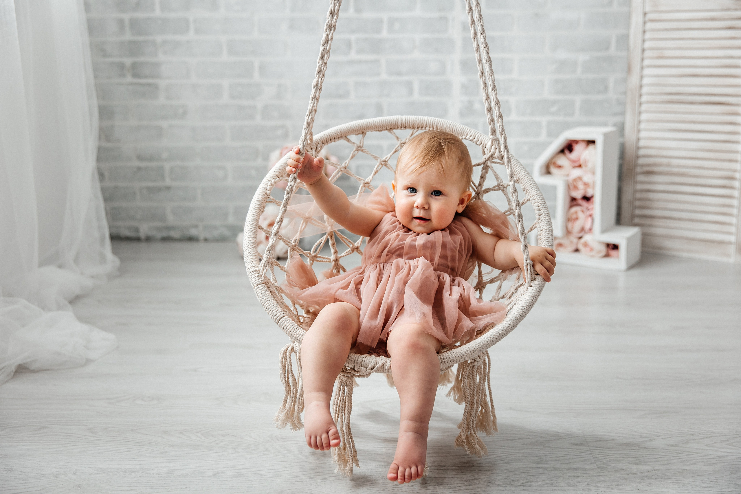 Качели. Детский фотограф, выпускные альбомы в Нижнем Новгороде Бодягина Мария