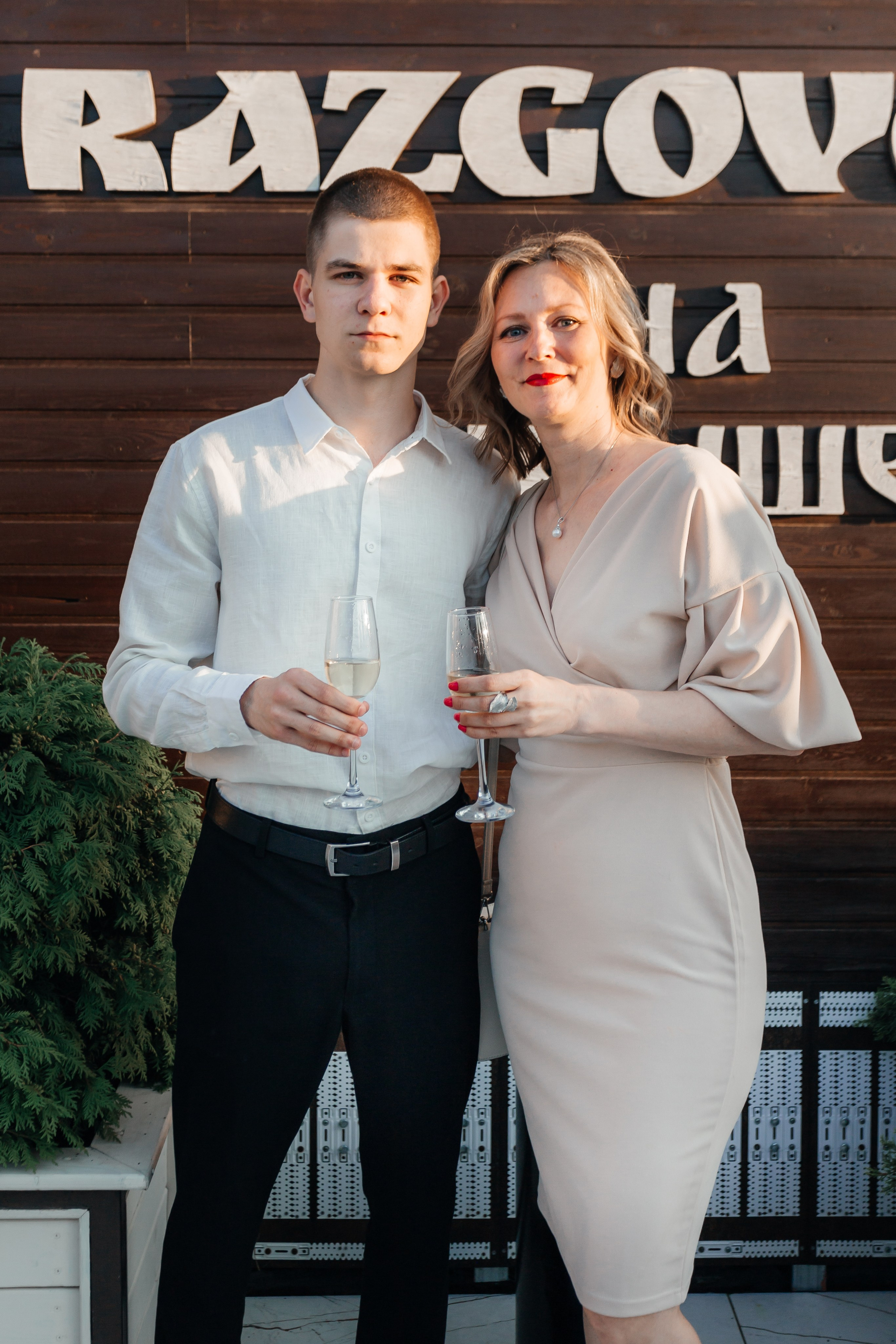 Выпускной 11 «А». Школа № 42. Свадебный фотограф в Краснодаре Николай Крауз