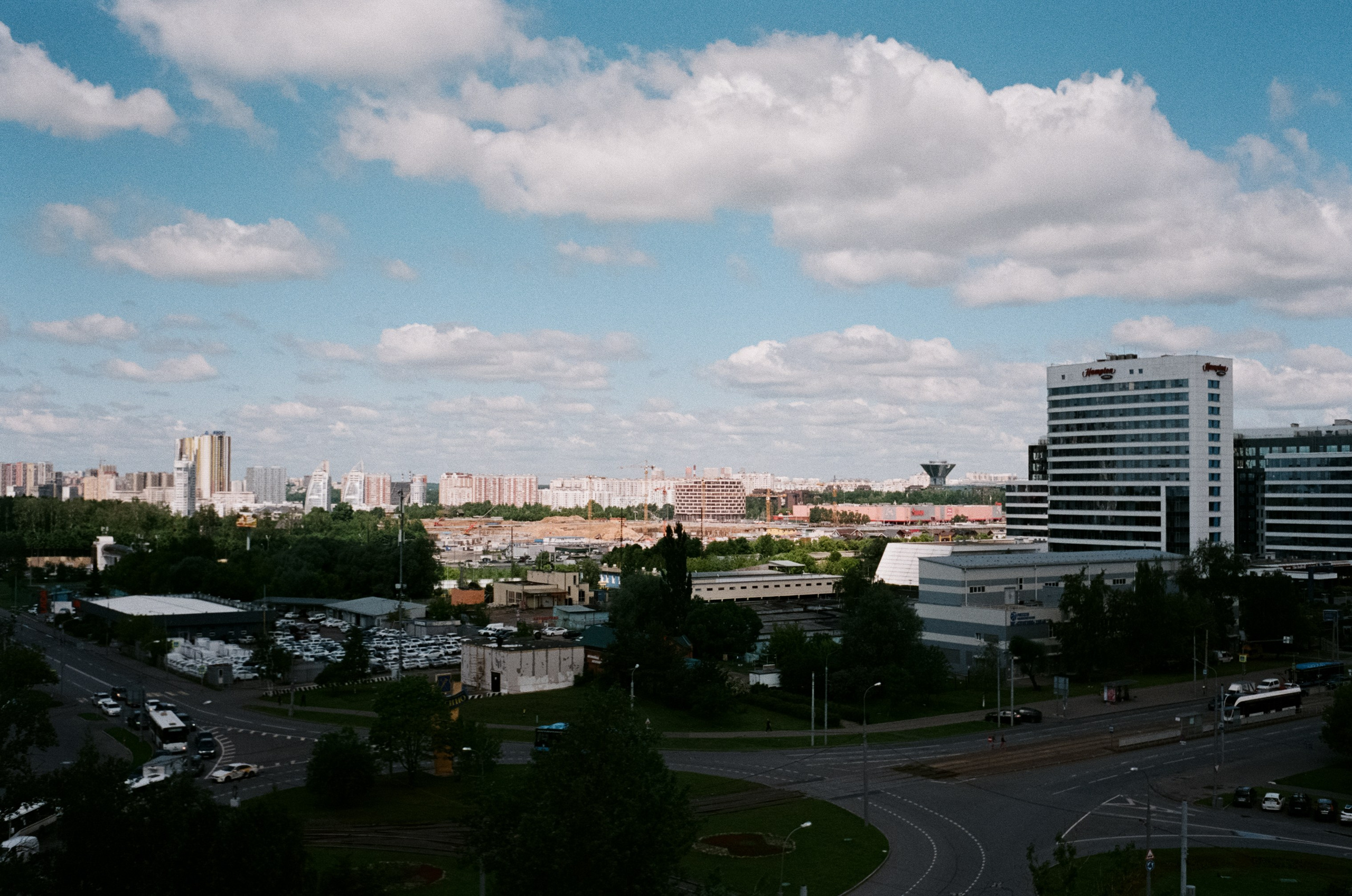 Minox 35 GT (2) / Fujicolor Superia X-tra 400 (просрочка) / июнь 2024