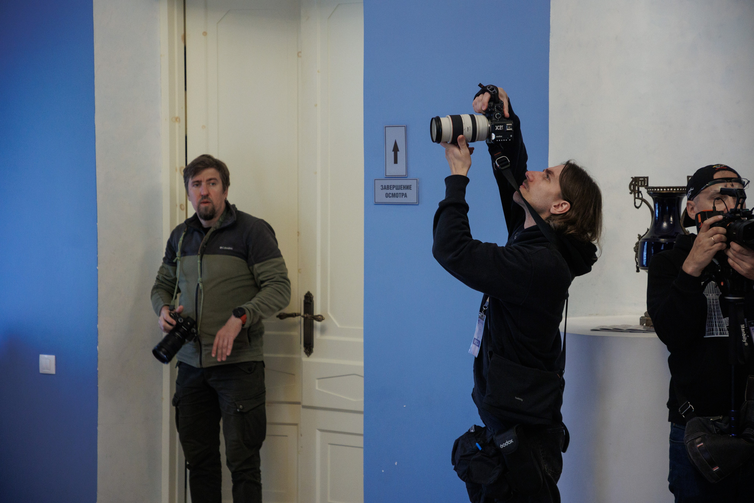 Открытие экспозиции «Путевые заметки. Привал». Фотограф городских и семейных событий Артем Карпухин