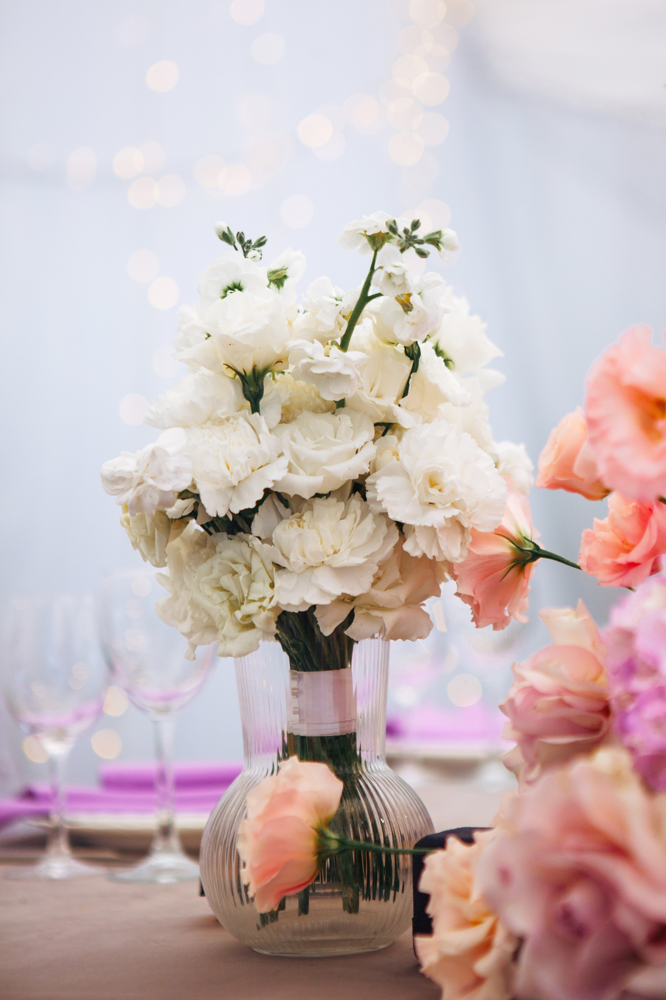 Свадебная фотосессия в отеле hartwell hotel и на патриарших прудах. Фотограф Ольга Ефремова