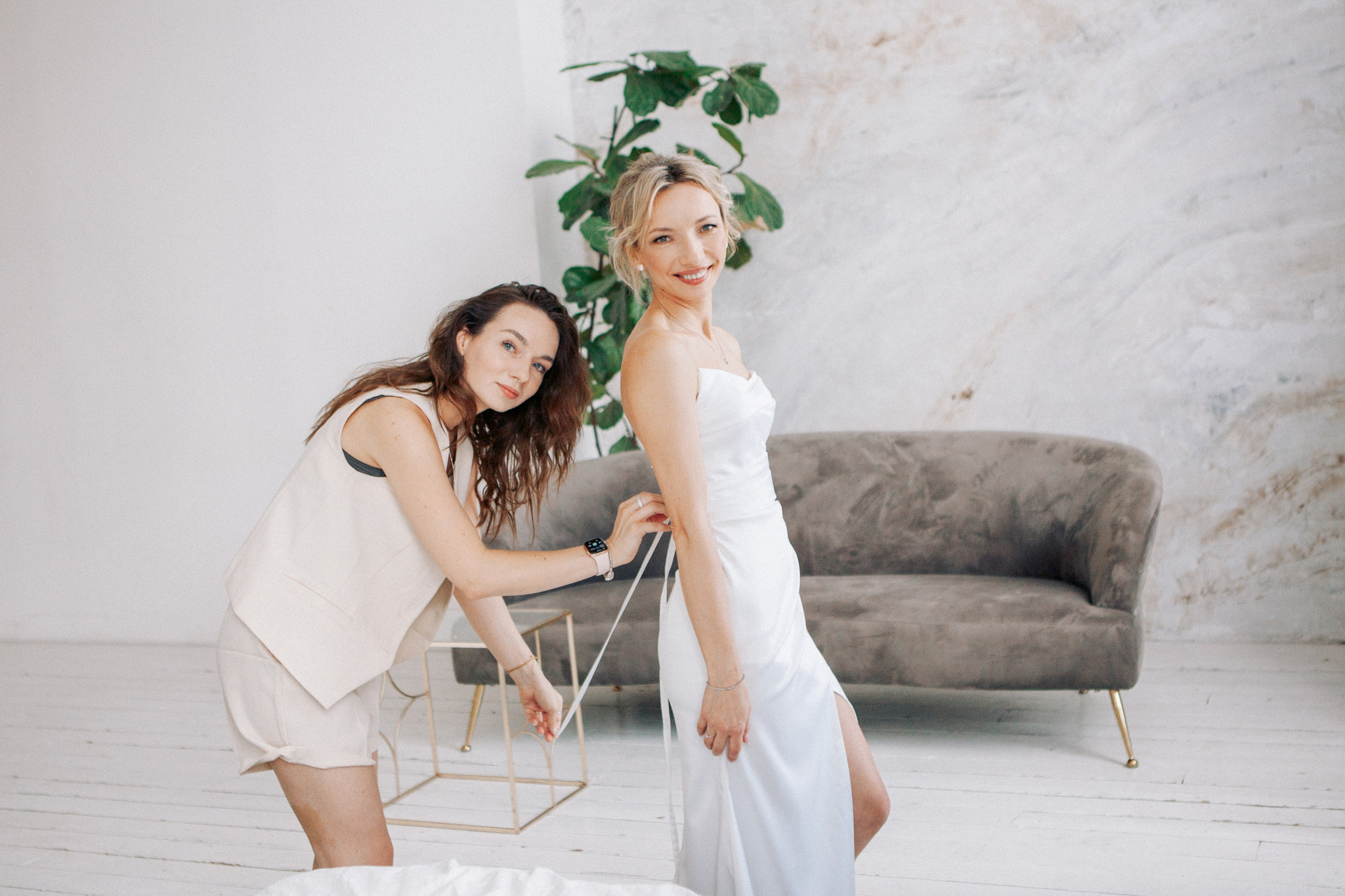 Утро невесты и фотосессия в гостинице radisson collection hotel moscow бывшая гостиница украина. Фотограф Ольга Ефремова