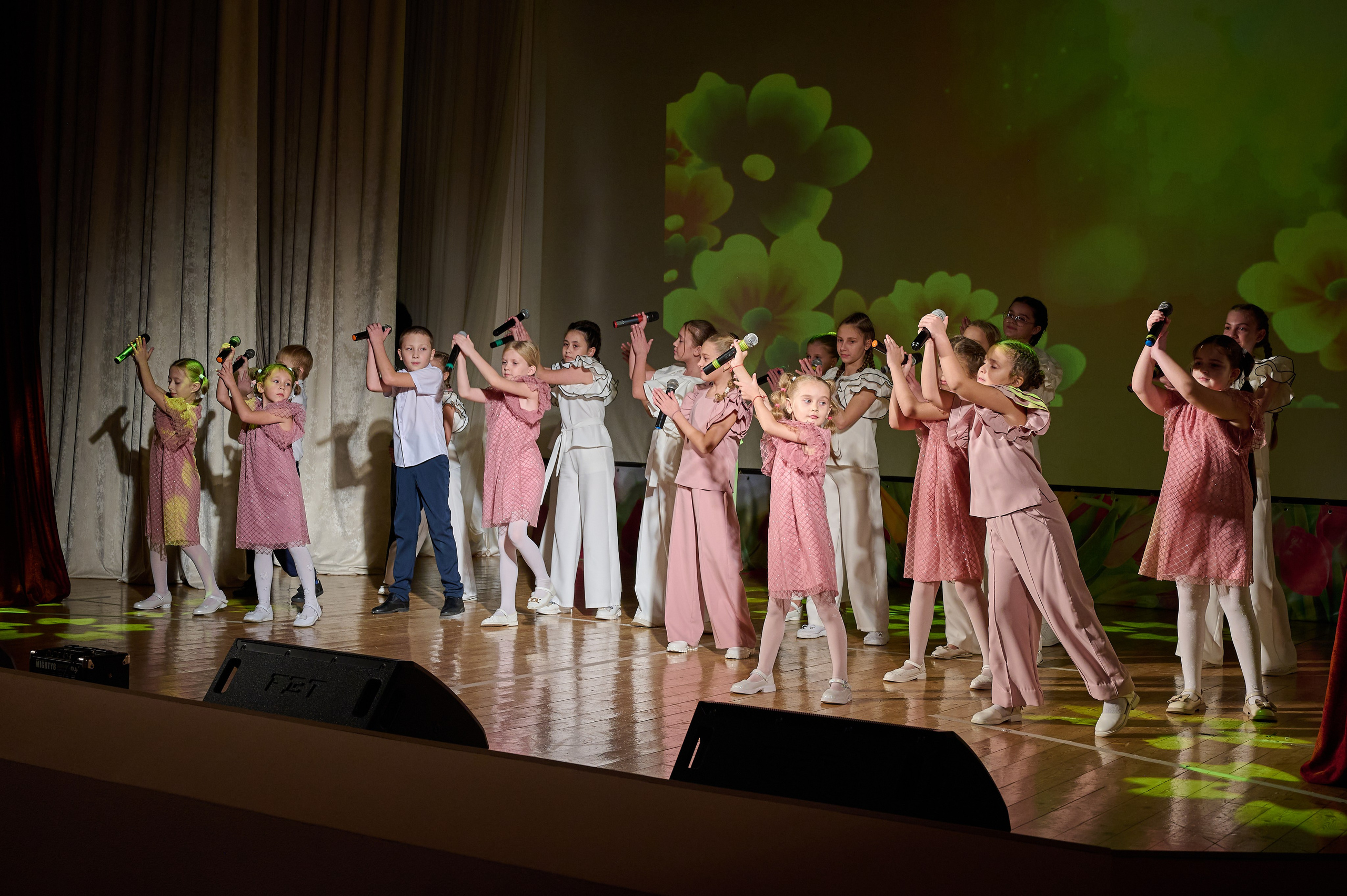 День матери ДК Кабардинка. Жизнь курорта Кабардинка в фотографиях