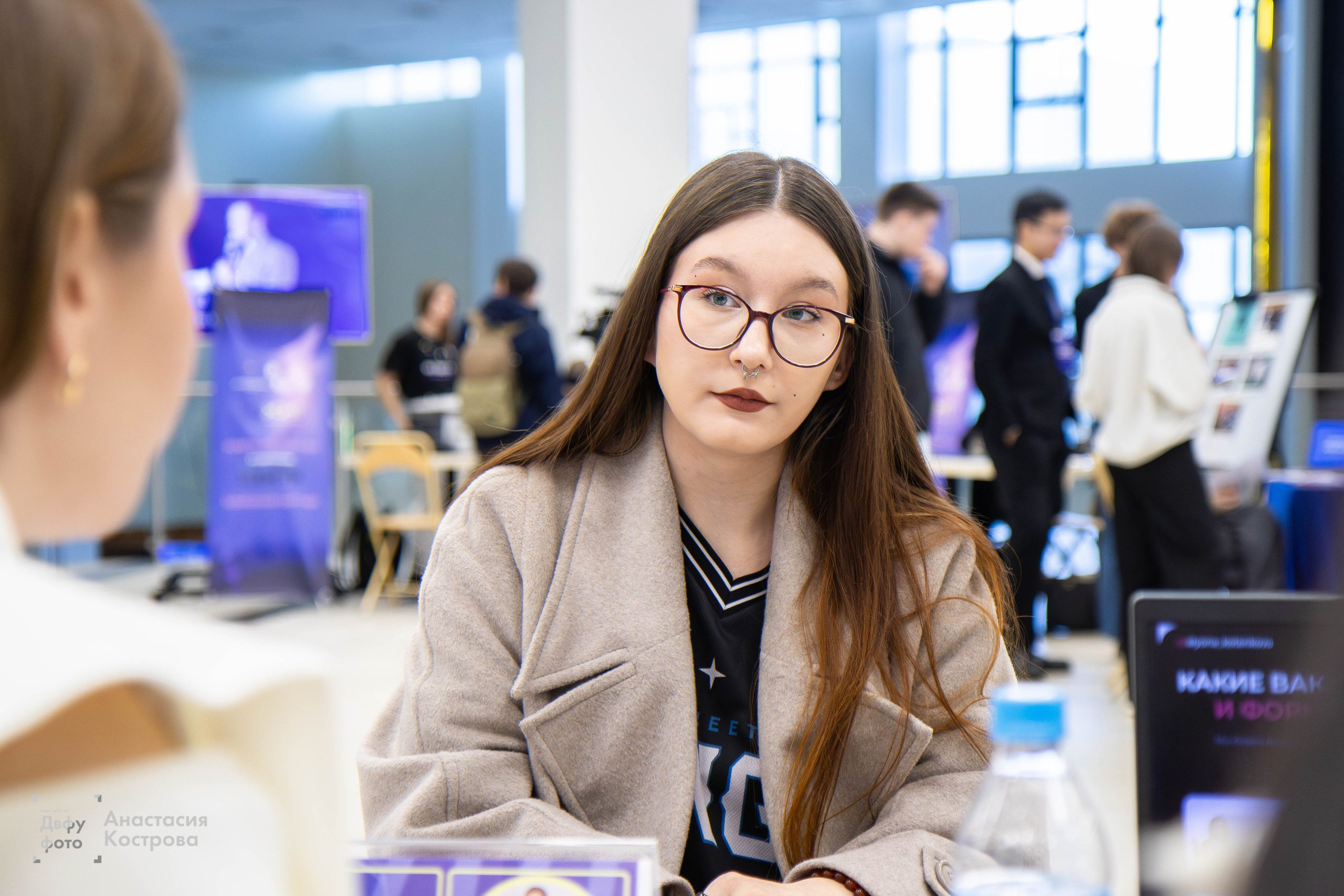 Ярмарка вакансий «Эд.хант». Репортажный фотограф во Владивостоке Анастасия Кострова