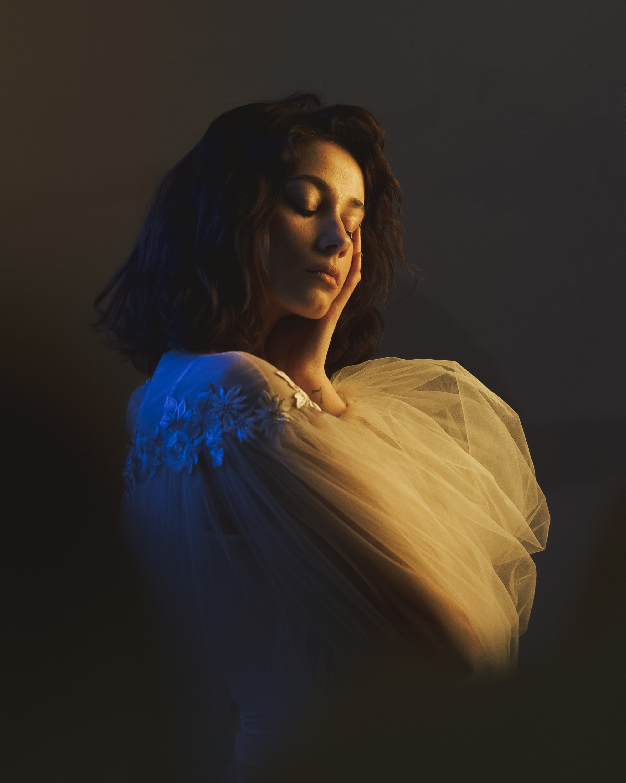 Заказать фотосессию москва, фотосъемка москва, живые фотграфии. Модельные тесты, loookbook, портретный фотограф, фотосъемка Москва