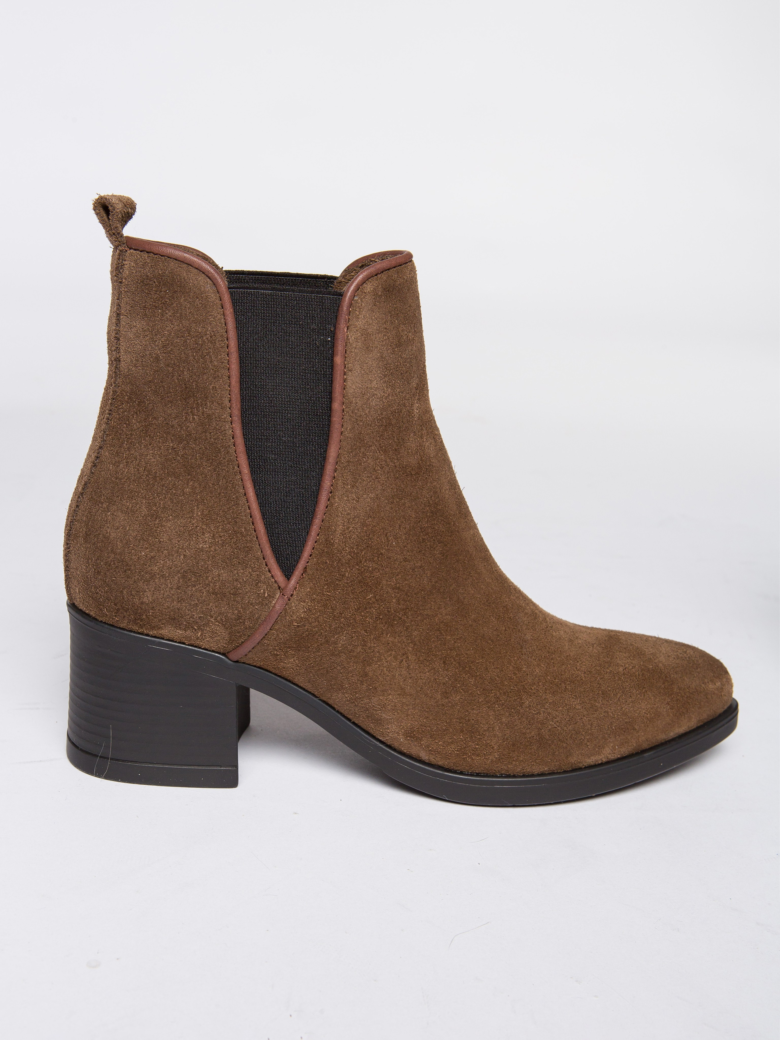 Обувь на модели. Фотограф Мария Кольцова