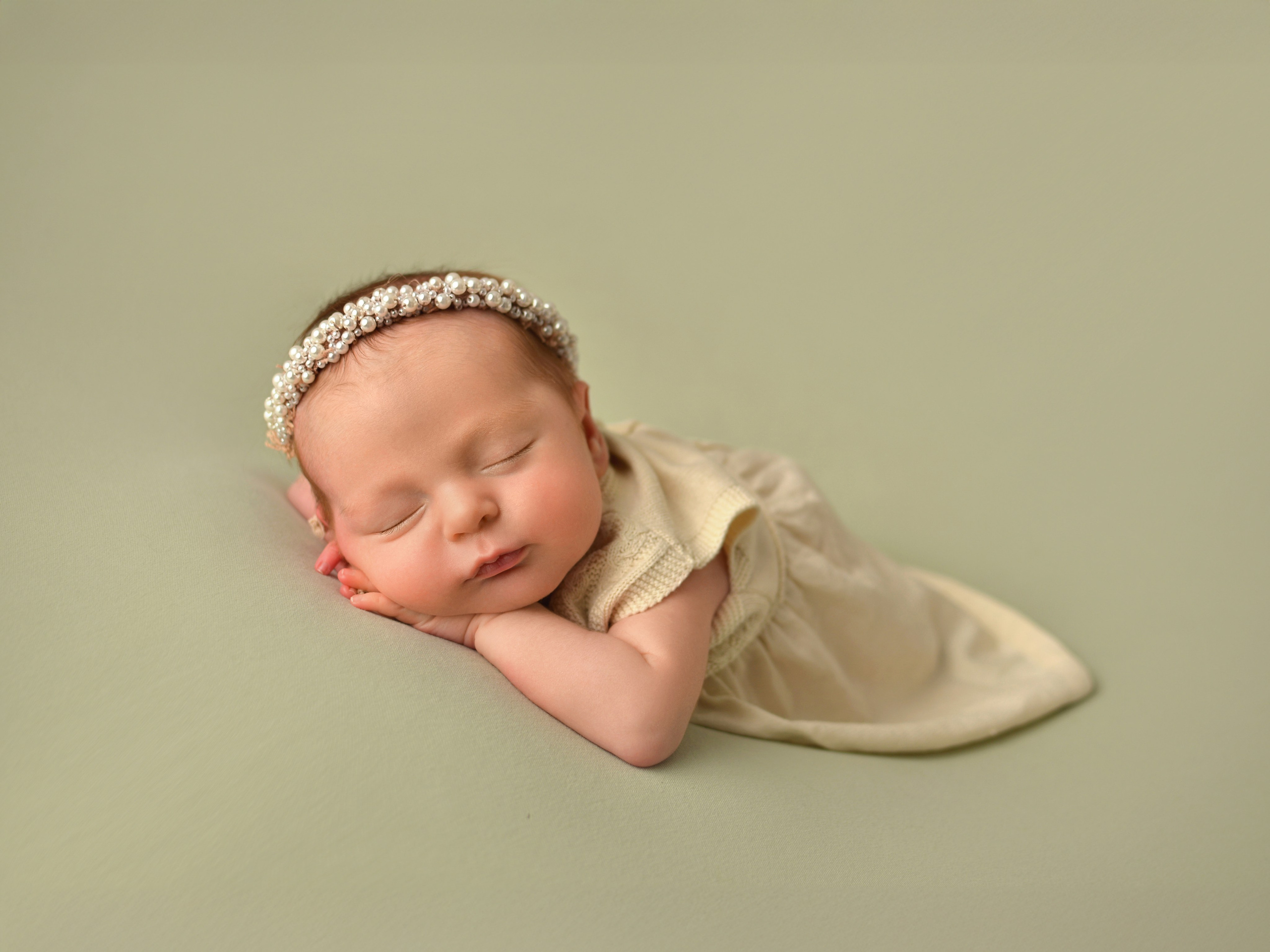 Фотосессия новорожденных Краснодар. Фотограф новорожденных Краснодар Малышенко Надежда