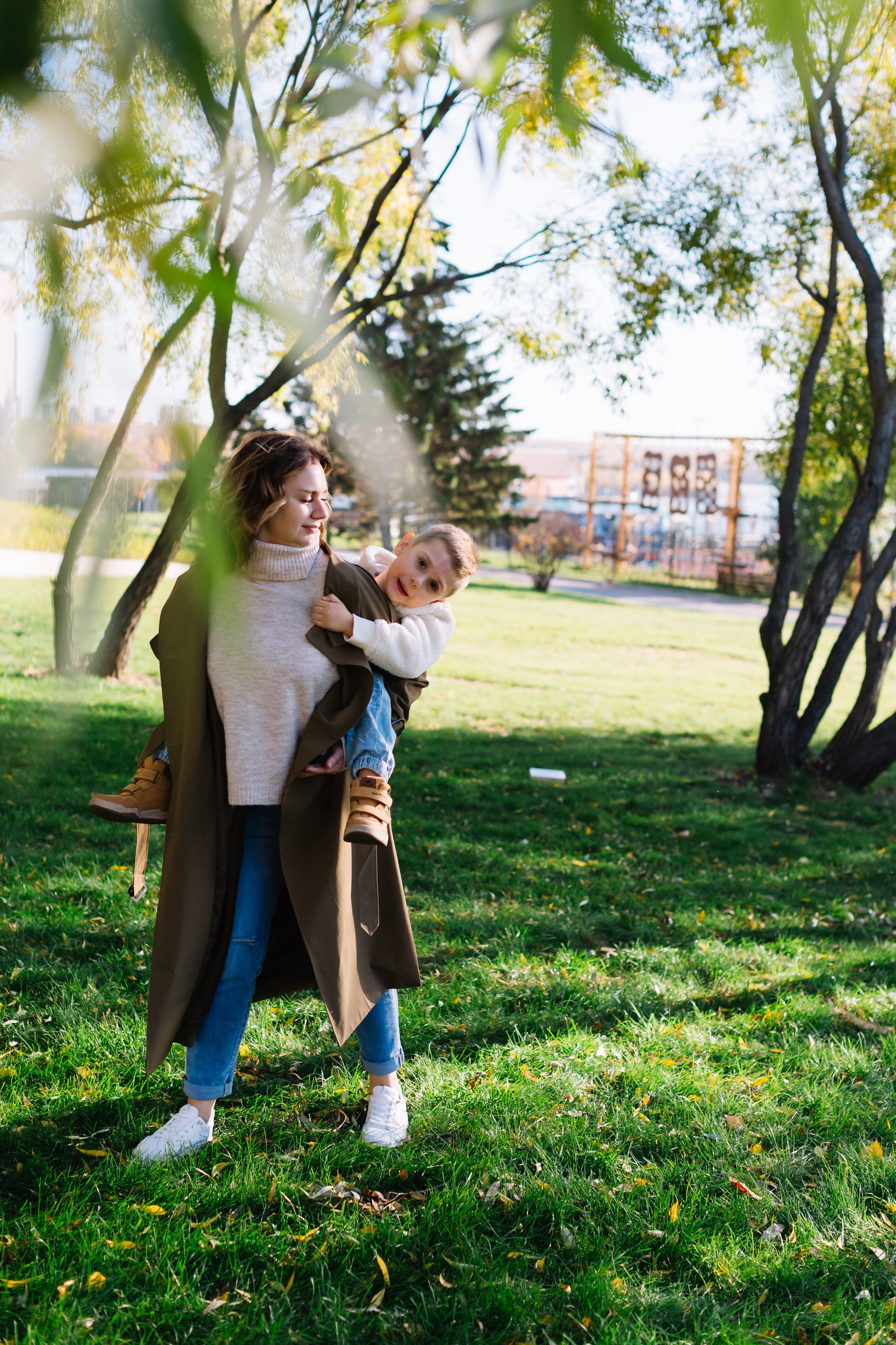 алёна малахова фотограф новосибирск семейный детский домашняя фотосессия в новосибирске день рождения репортажная съёмка фотосессия с лошадьми на конюшне деревня алтай  на природе фотосессия в детском саду мама и сын предложение руки и сердца идея  помолвка фотосессия берег закат детский день рождения годик торт аниматор лофт игровая продолжение следует prodoljenie_sleduet_  корпоратив тимбилдинг первоклашка линейка  контент  бизнес портрет оперный новат франция берет весна девушка мама и дочь мать и дитя