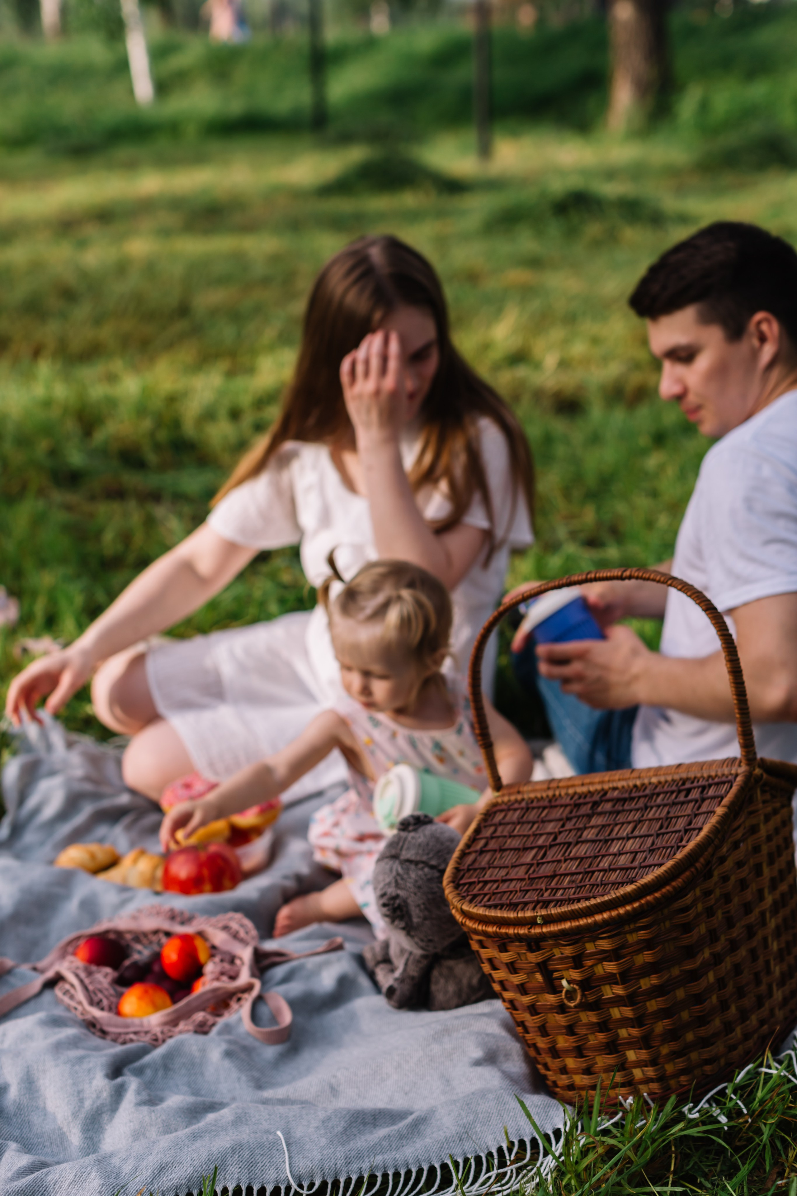 алёна малахова фотограф новосибирск семейный детский домашняя фотосессия в новосибирске день рождения репортажная съёмка фотосессия с лошадьми на конюшне деревня алтай  на природе фотосессия в детском саду мама и сын предложение руки и сердца идея  помолвка фотосессия берег закат детский день рождения годик торт аниматор лофт игровая продолжение следует prodoljenie_sleduet_  корпоратив тимбилдинг первоклашка линейка  контент  бизнес портрет оперный новат франция берет весна девушка мама и дочь мать и дитя