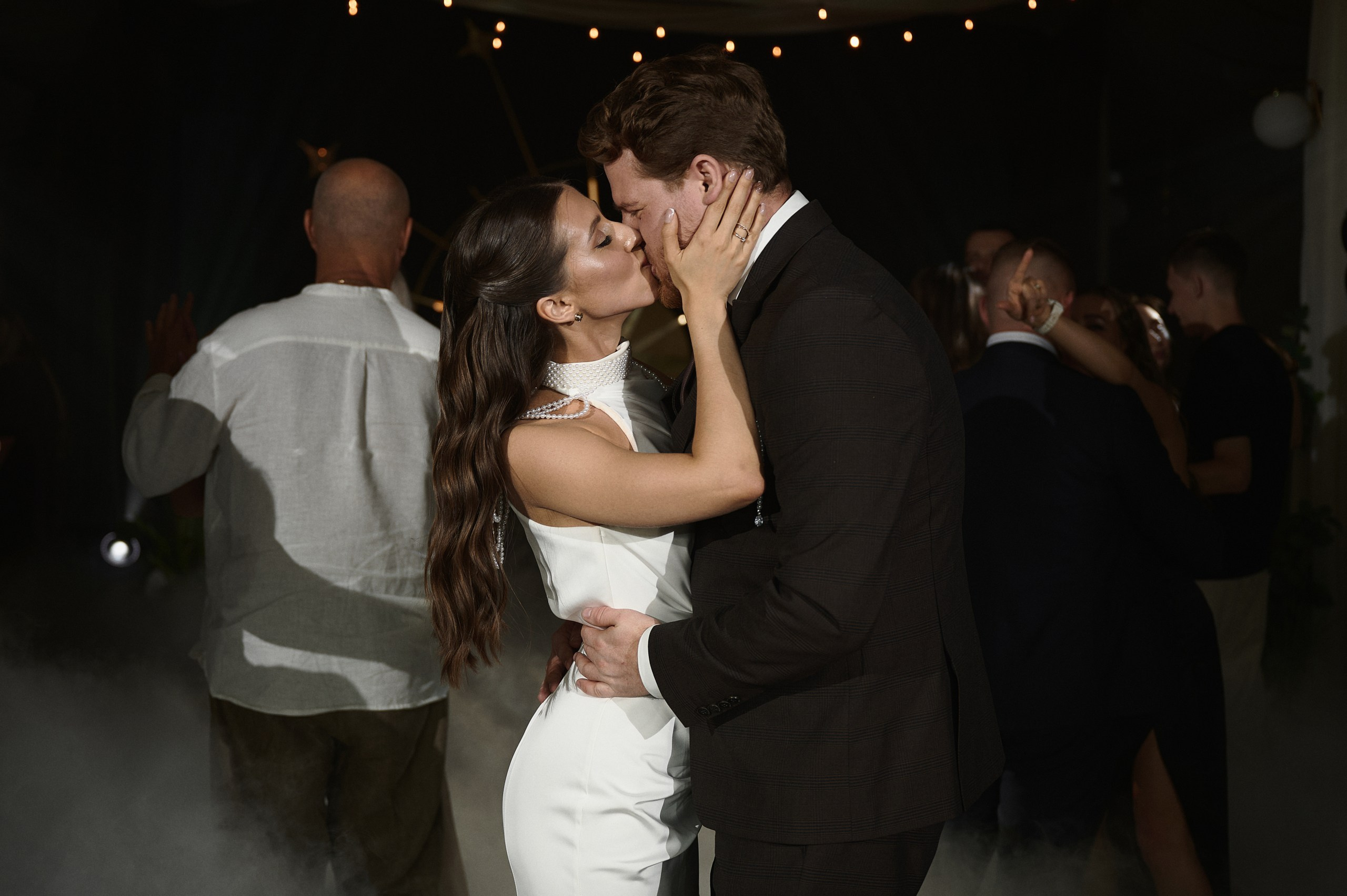 Свадебный фотограф в Брянске - фотограф на свадьбу. Свадебный и портретный фотограф в Брянске Скепская Лилия