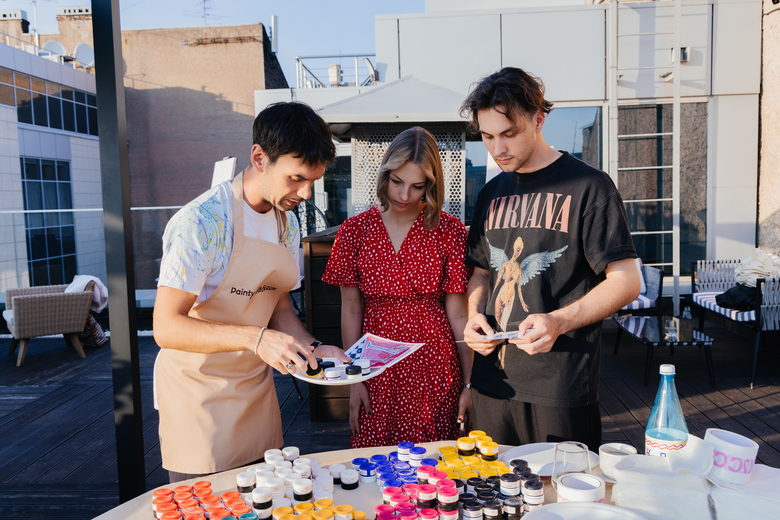 Арт-вечер с рисованием картин Painty x Bon Season. Фотограф Алексей Солопов