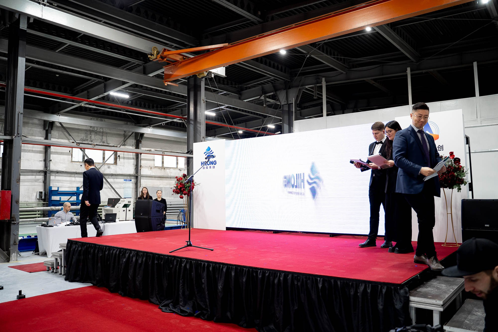 Открытие сервисного центра HILONG. Сергей Кошкин. Репортажная и ивент-фотография в Сургуте