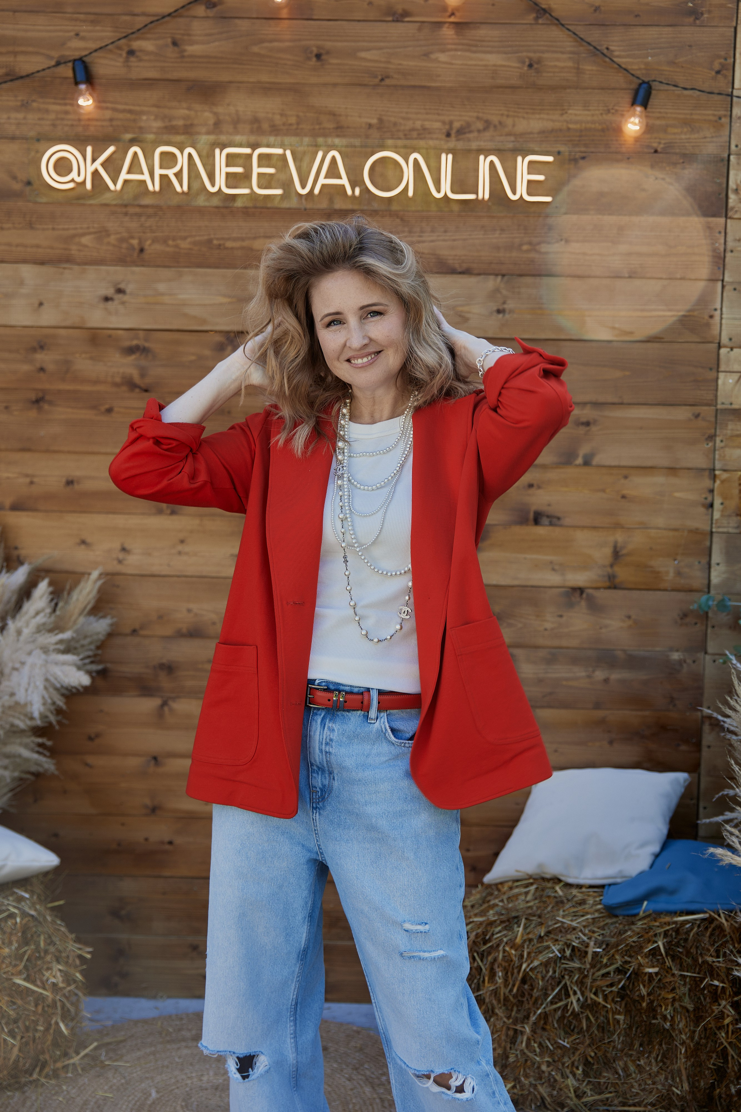 Выпускной Karneeva.online 2024. Репортажный и семейный фотограф Ухова Наталья в Москве