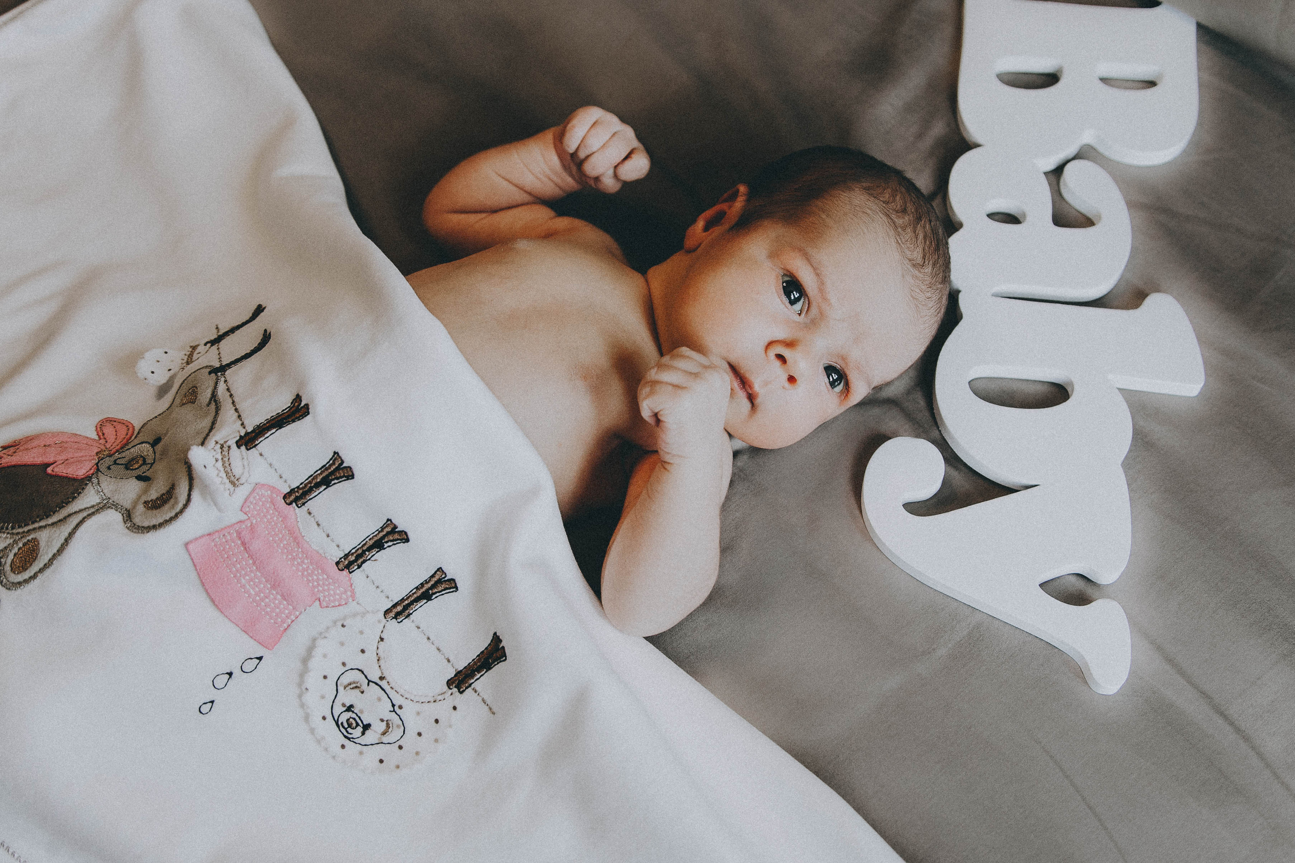 Newborn|Eva