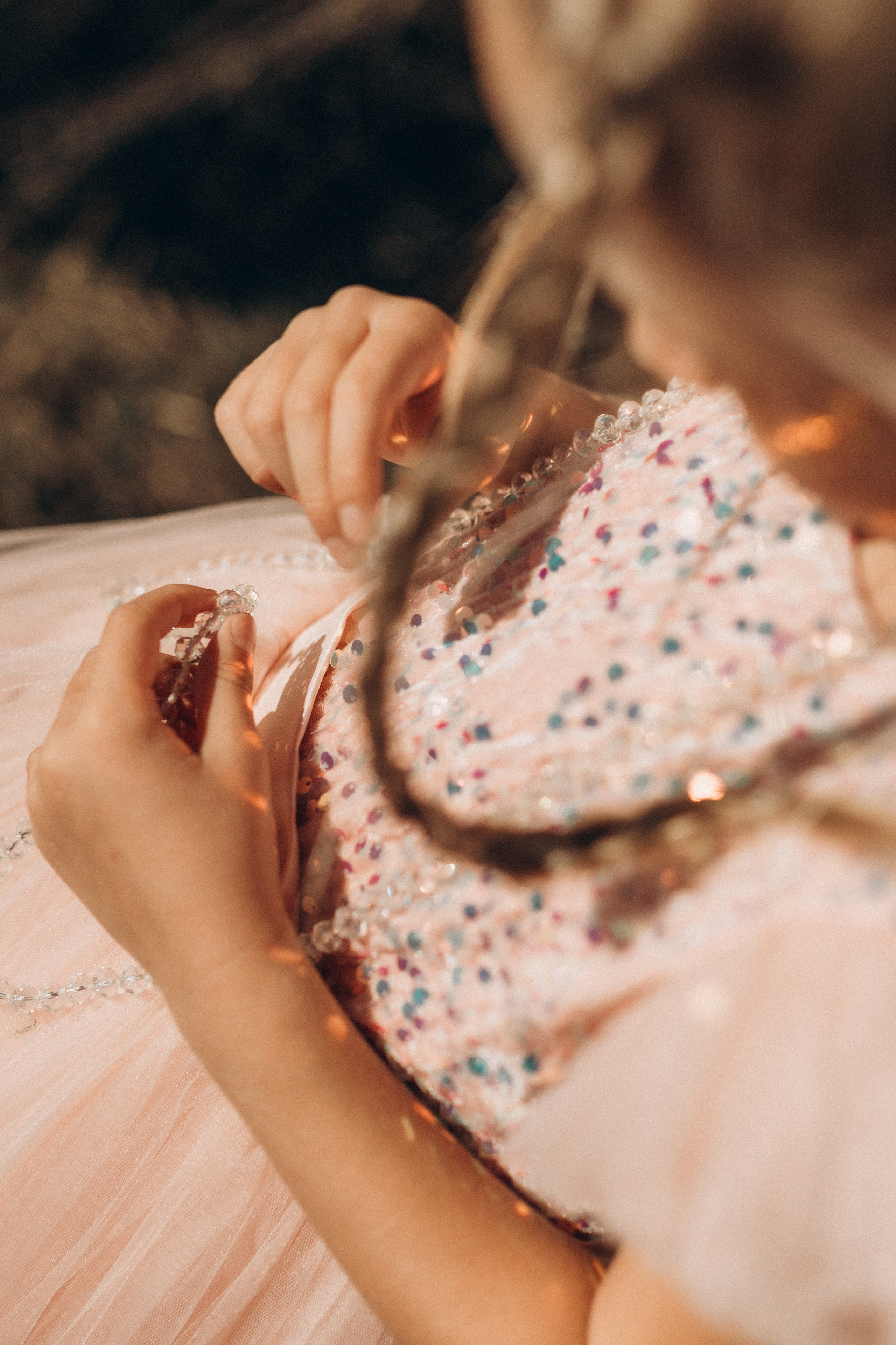 Вика и Миша на сене. Семейный фотограф lifestyle в Новосибирске Елена Шпилевая