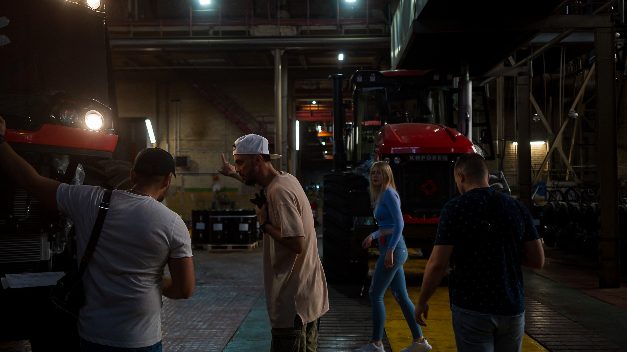 Кировский завод. Графический дизайнер Илья Левченко