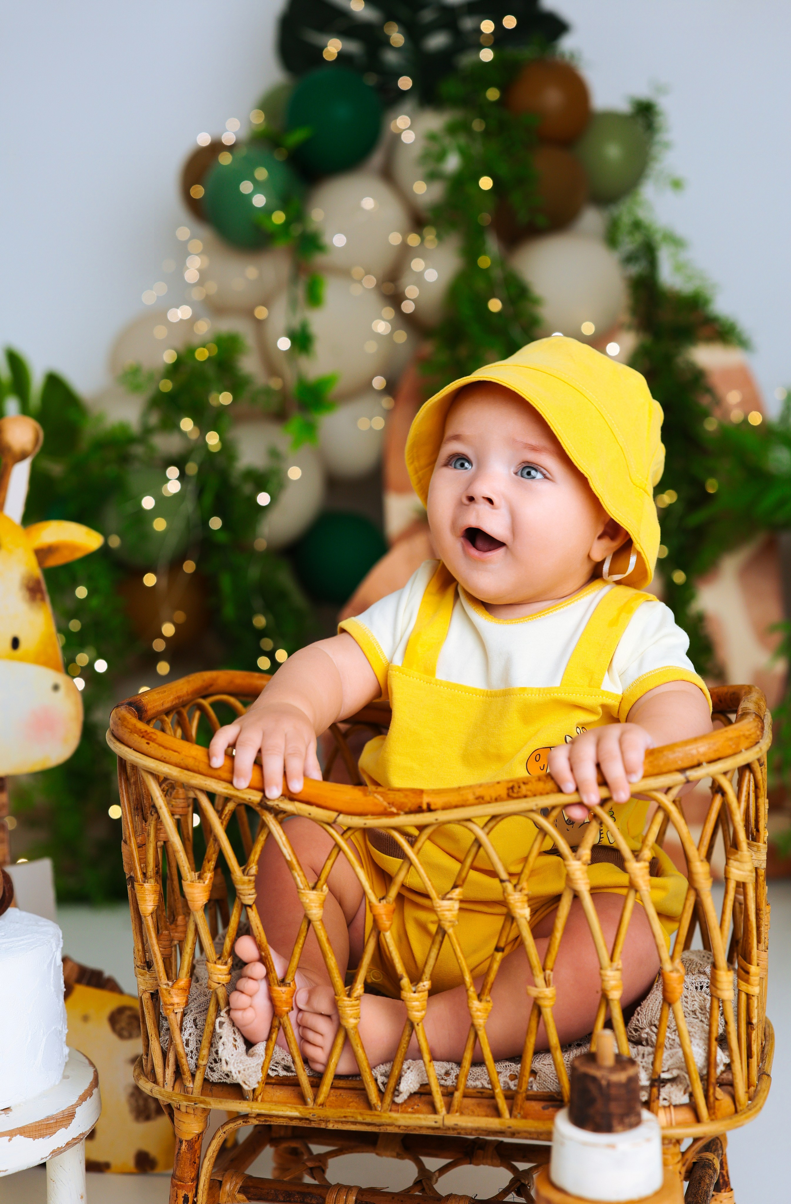 Студия MOMS. Добро пожаловать в мир моего творчества! Меня зовут Аня! Я детский и семейный фотораф!
