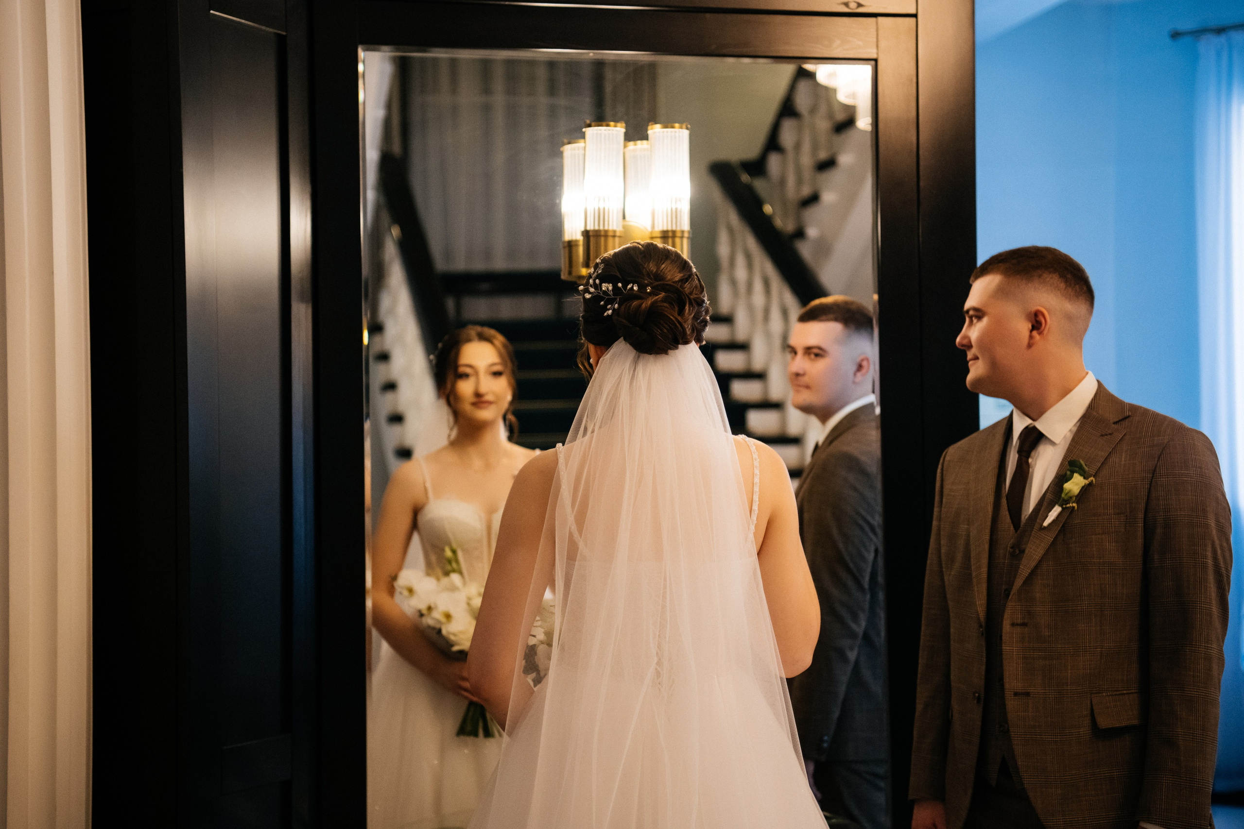 alt="Свадебная фотосессия в Барнауле. Свадебный фотограф Анна Глухова"