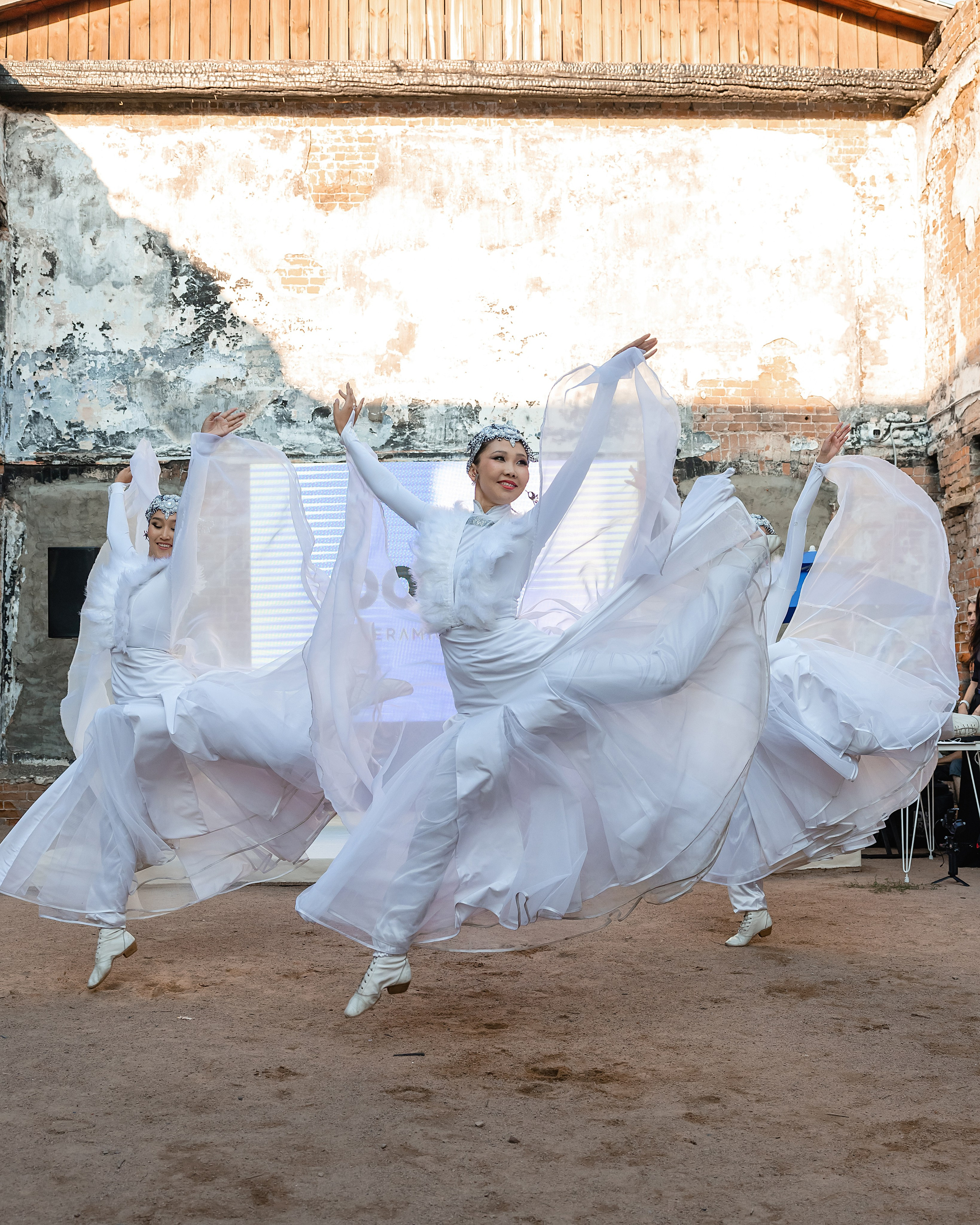 Юбилей компании «Домбо». Фотограф и видеограф в Улан-Удэ: Аюна Габагуева и Артём Шаханов