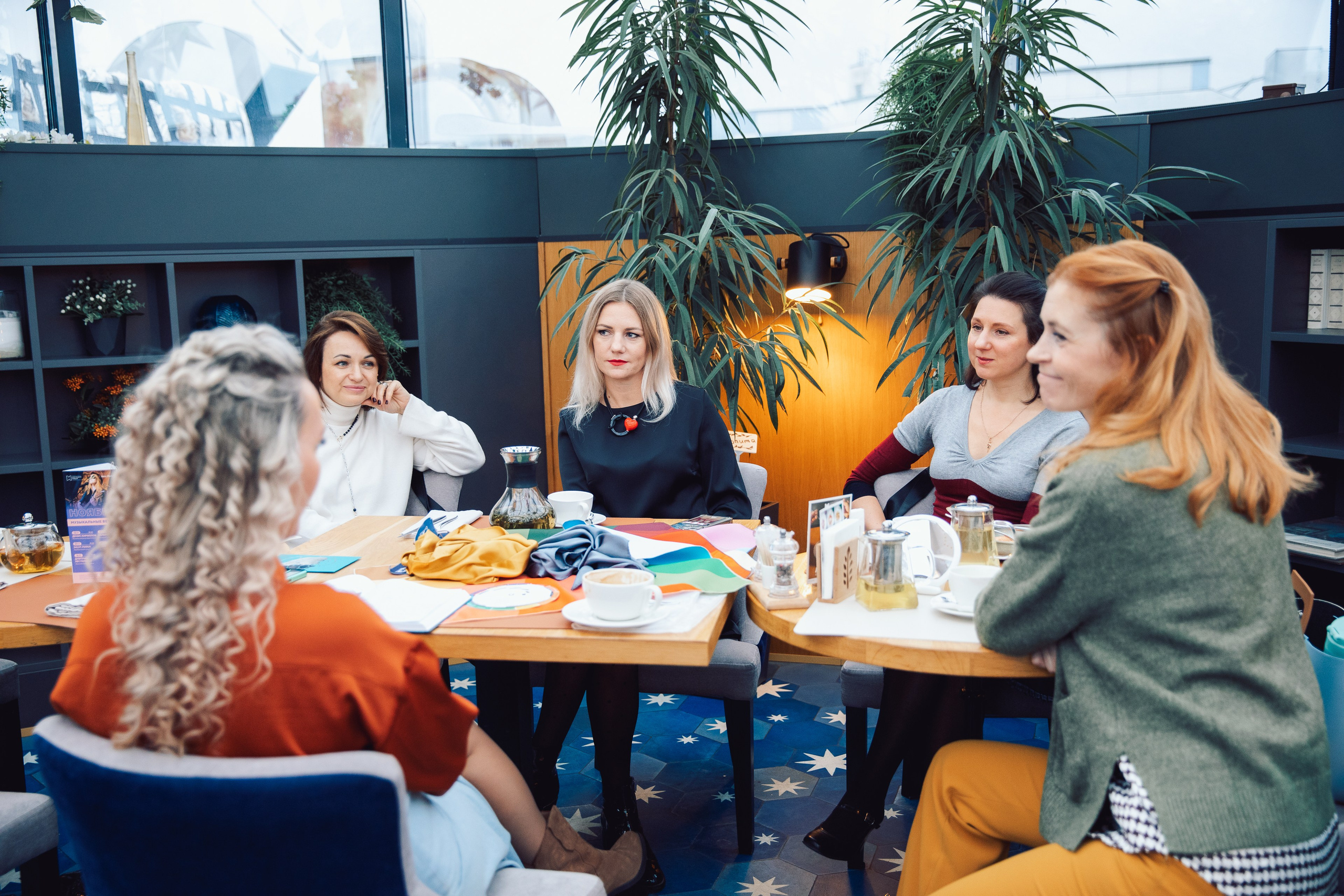 13.11.24 Бьюти-завтрак в цвете. Фотограф в Санкт-Петербурге Алена Сертакова