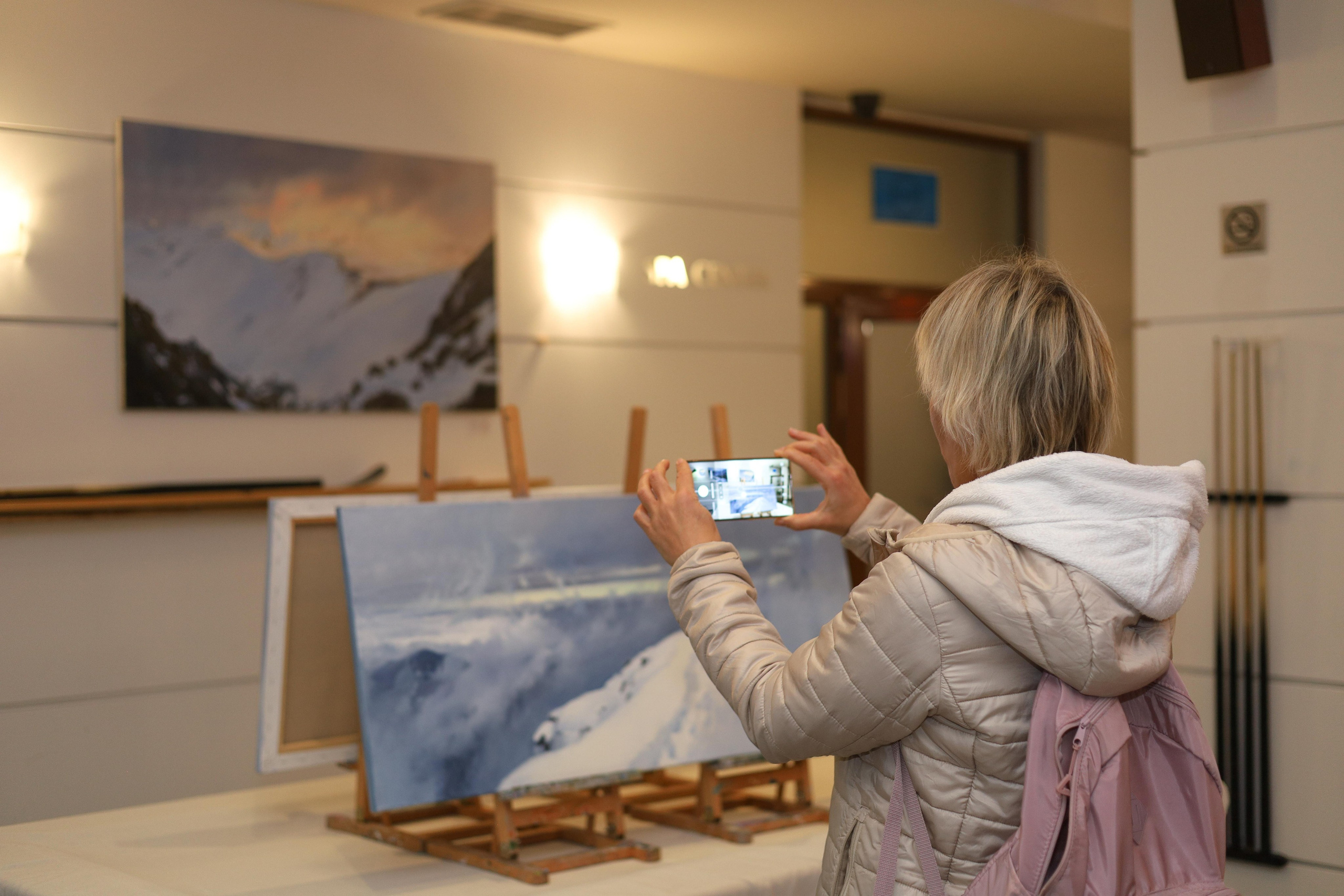 Изложба на Татьяна Дердей. Лариса Богомолова. Фотограф. Видеограф. Болгария