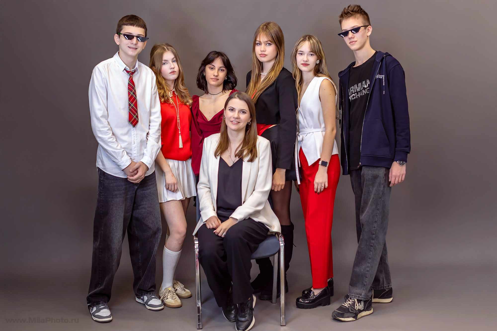 Галерея съемок в школе. Фотограф и видеограф Москва. Свадебный фотограф, видеограф. Выпускные альбомы. Оживающие альбомы