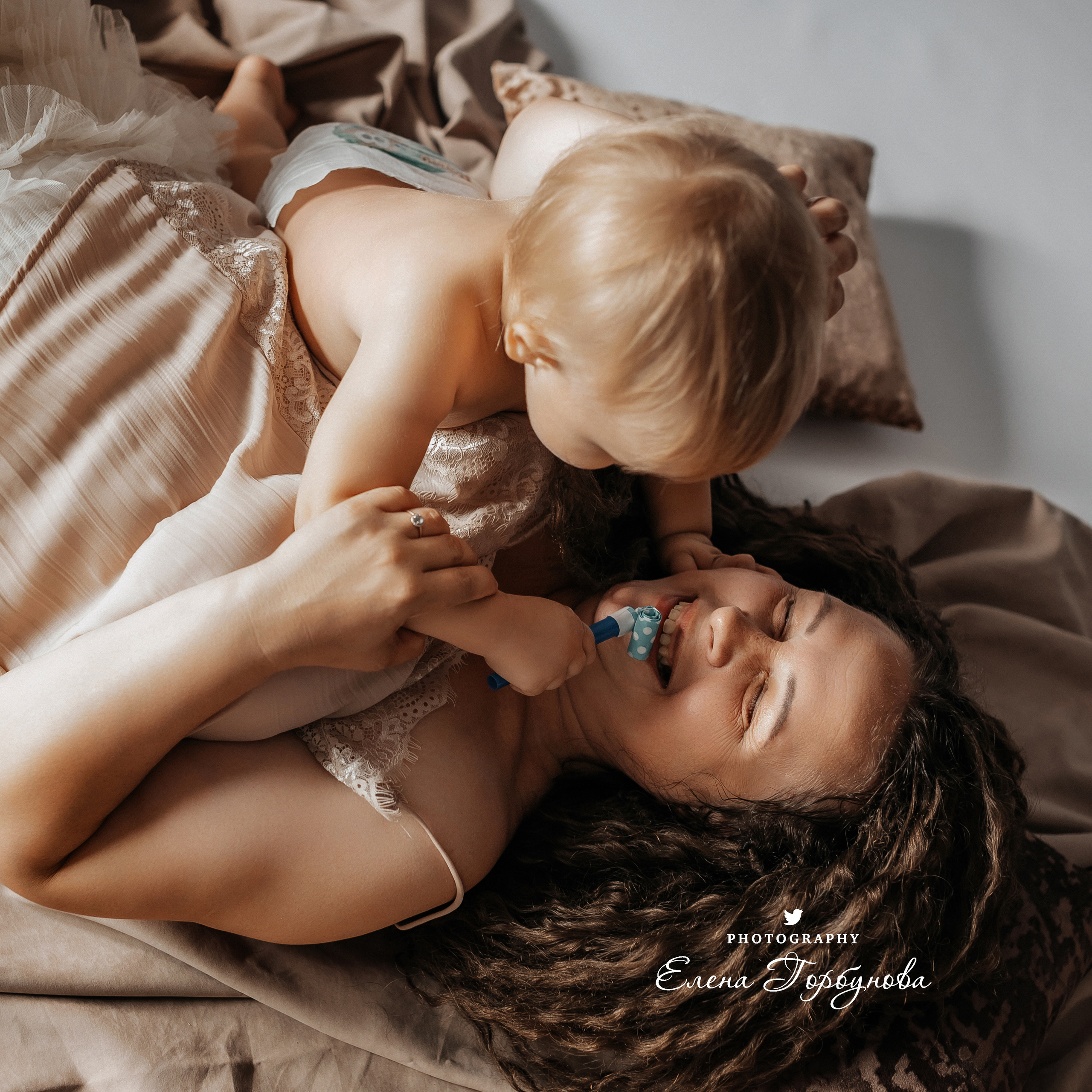 Материнство. Ольга и Макар в моей студии. Сентябрь 2023. Фотограф Пермь. Свадьбы. Семья и дети, школа, д. сад. Фотокниги