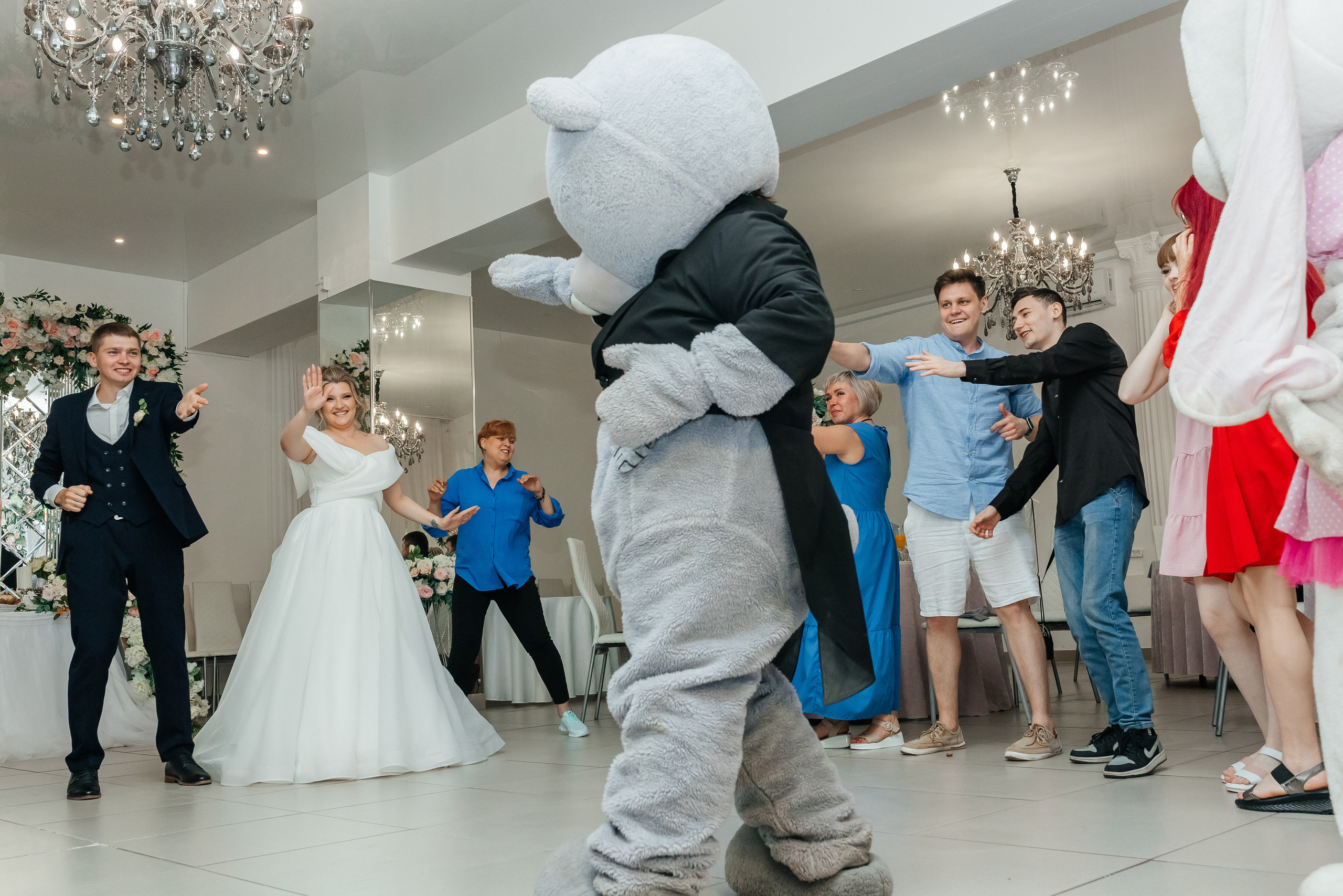 Свадьба Александра и Яны. Регистрация + банкет. Июль 2023. Фотограф Пермь. Свадьбы. Семья и дети, школа, д. сад. Фотокниги